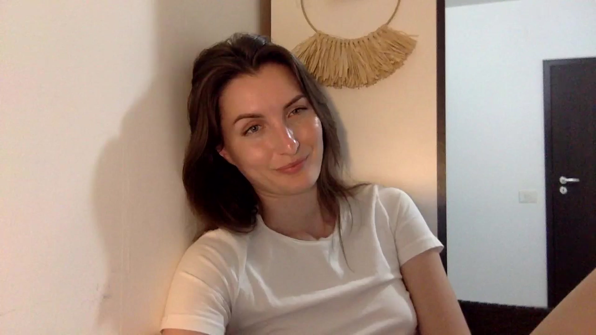 Gallery image thumbnail from EmilyNParis's myfreecams stream on, 05/11/2024, 01:06 image 4 of 20