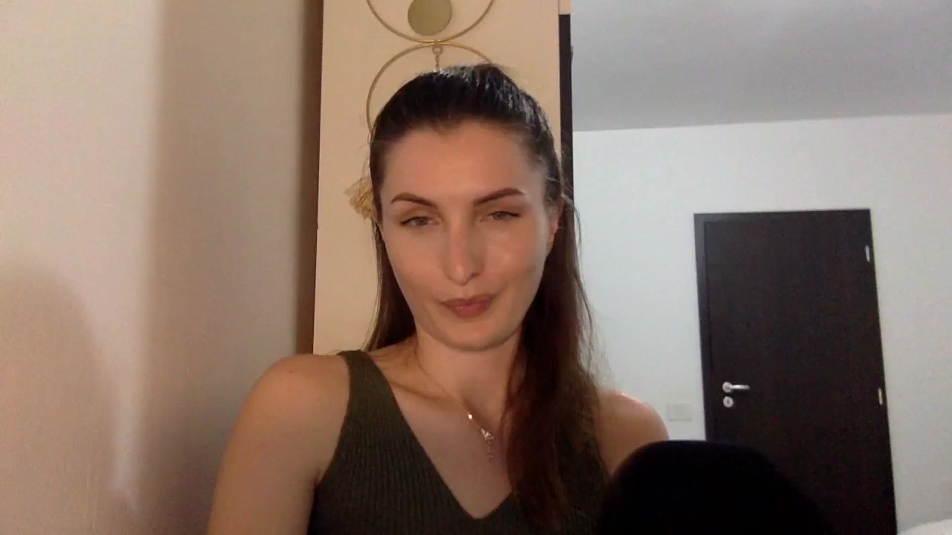 Gallery image thumbnail from EmilyNParis's myfreecams stream on, 05/16/2024, 20:31 image 15 of 20