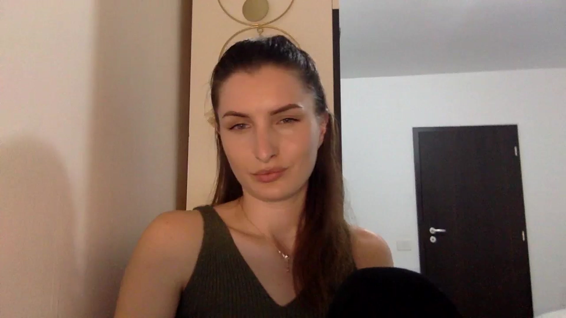 Gallery image thumbnail from EmilyNParis's myfreecams stream on, 05/16/2024, 20:31 image 10 of 20