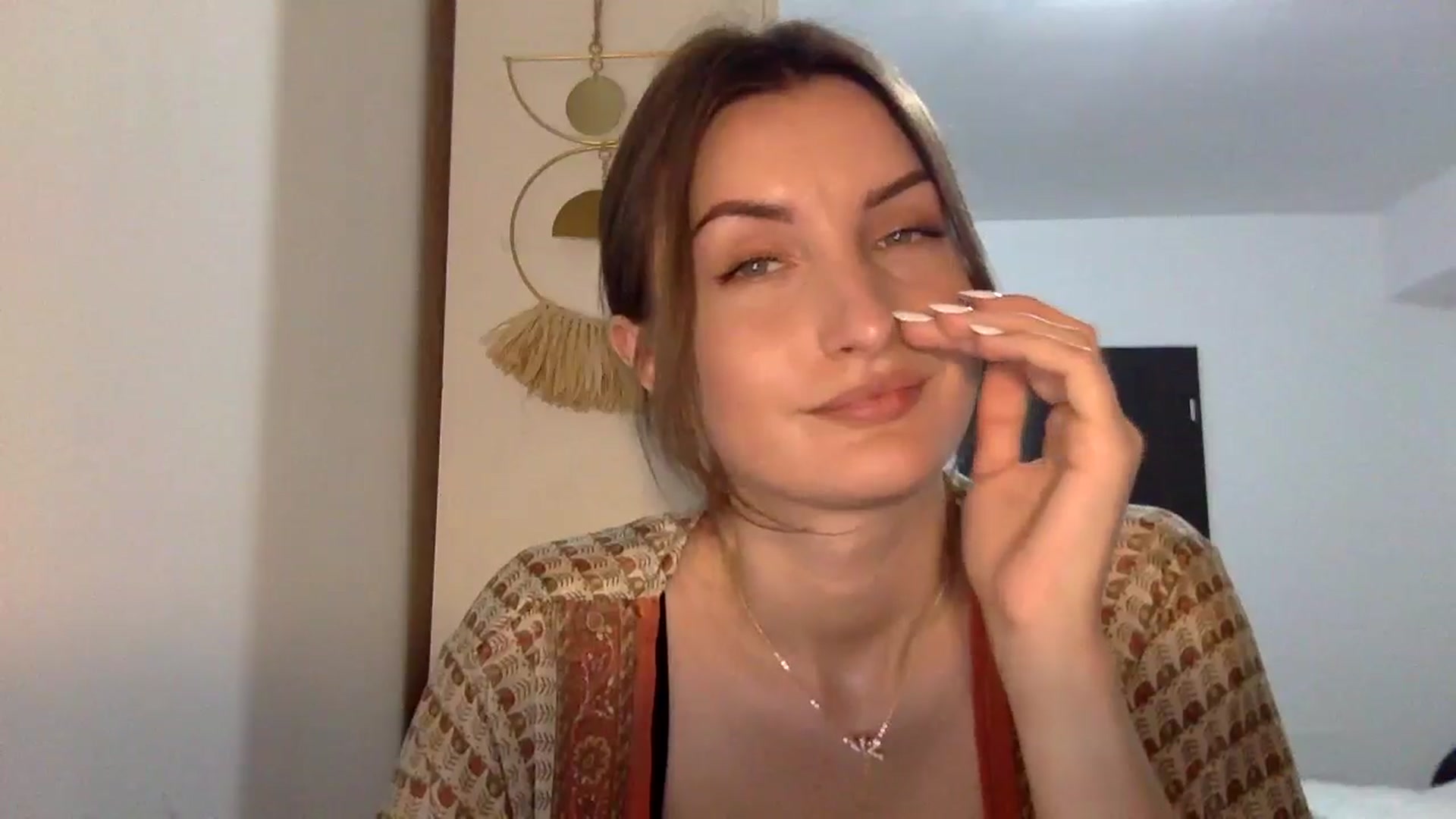 Gallery image thumbnail from EmilyNParis's myfreecams stream on, 05/18/2024, 19:53 image 19 of 20