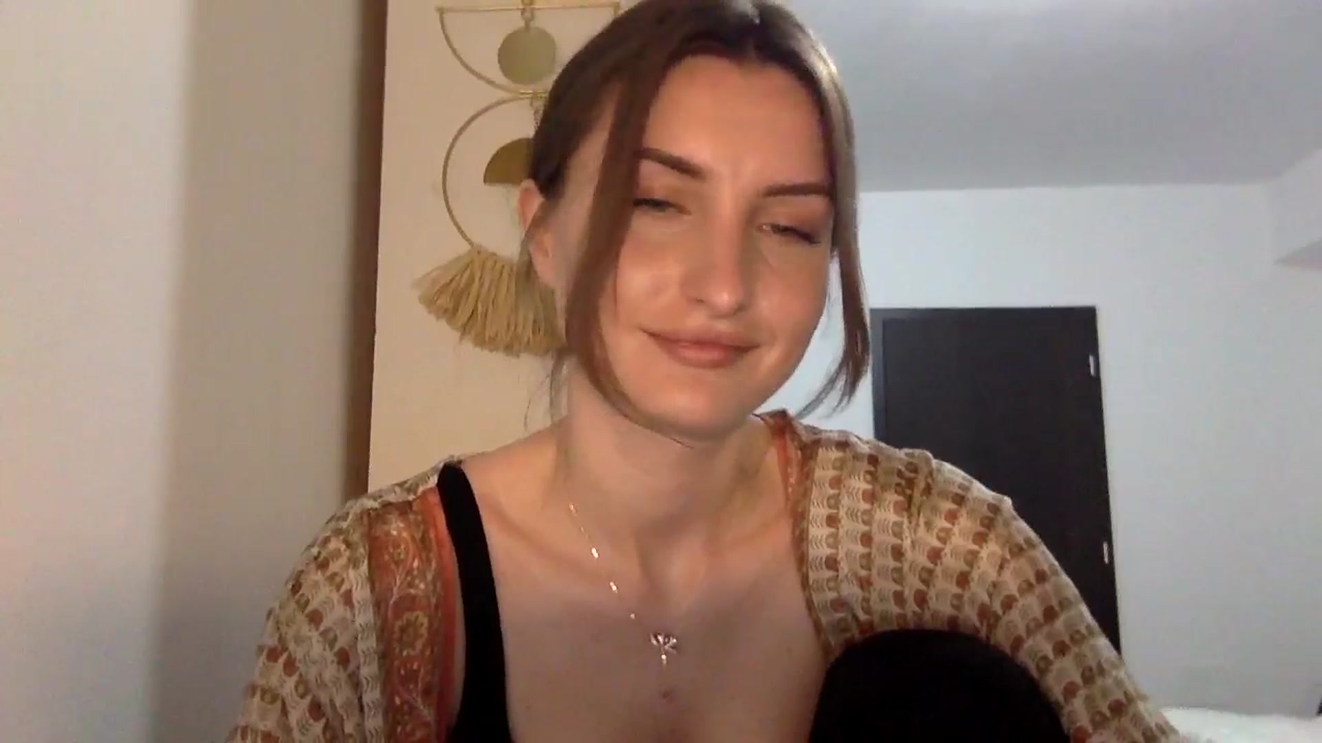 Gallery image thumbnail from EmilyNParis's myfreecams stream on, 05/18/2024, 19:53 image 5 of 20