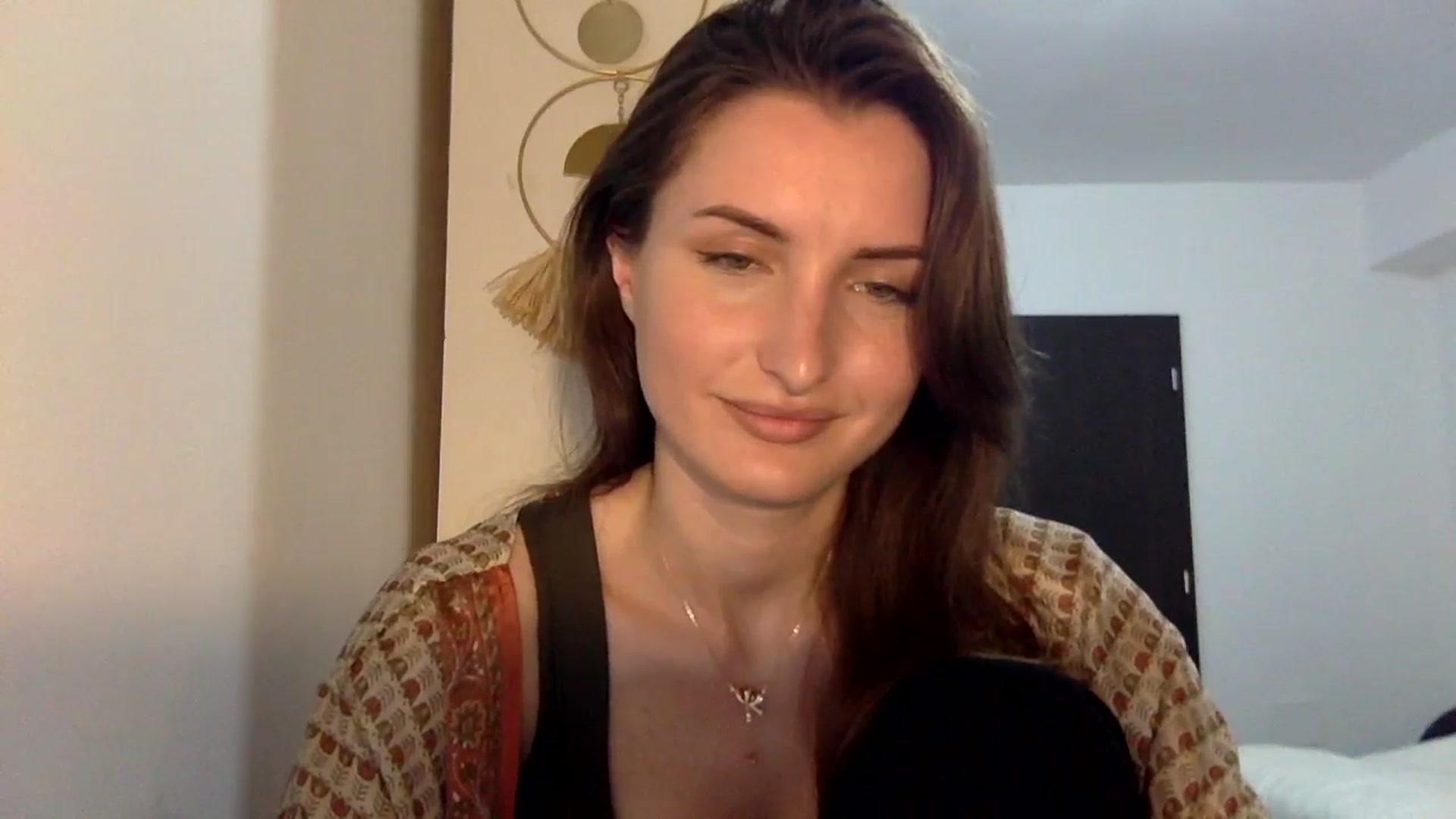 Gallery image thumbnail from EmilyNParis's myfreecams stream on, 05/19/2024, 21:13 image 15 of 20