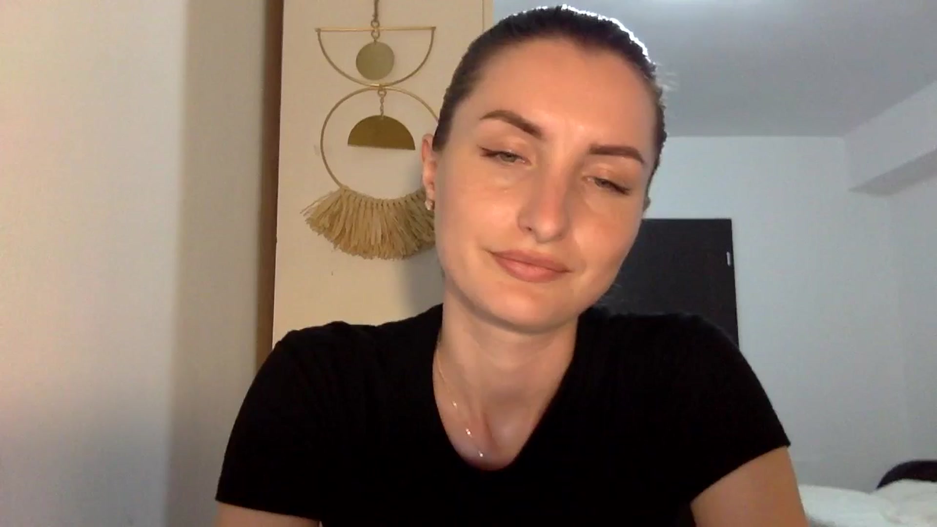 Gallery image thumbnail from EmilyNParis's myfreecams stream on, 05/26/2024, 21:04 image 15 of 20