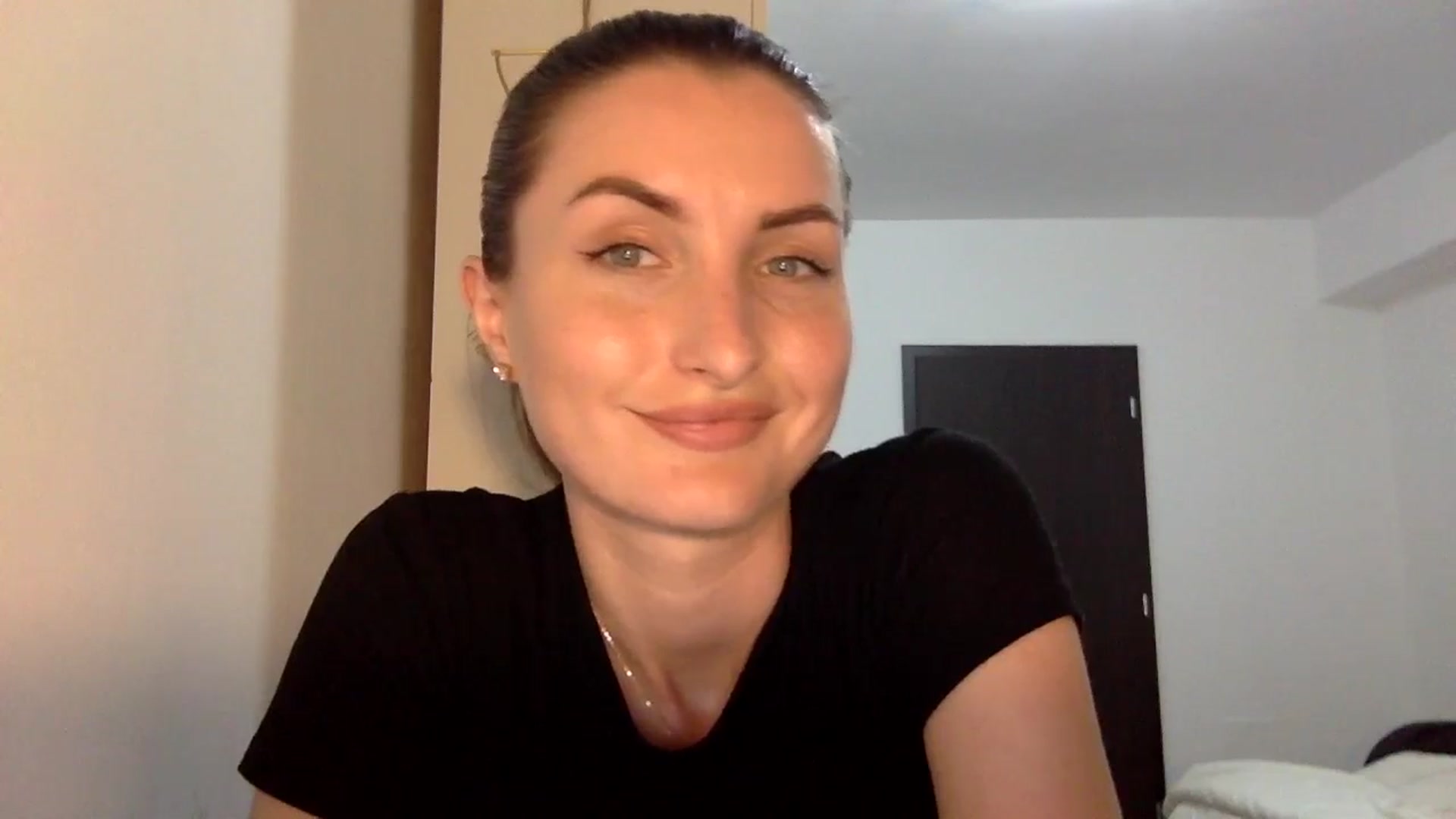 Gallery image thumbnail from EmilyNParis's myfreecams stream on, 05/26/2024, 21:04 image 14 of 20
