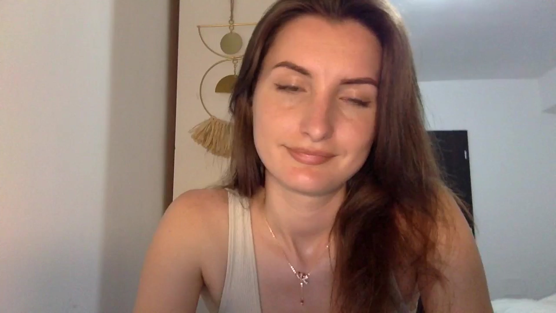 Gallery image thumbnail from EmilyNParis's myfreecams stream on, 05/27/2024, 20:24 image 4 of 20