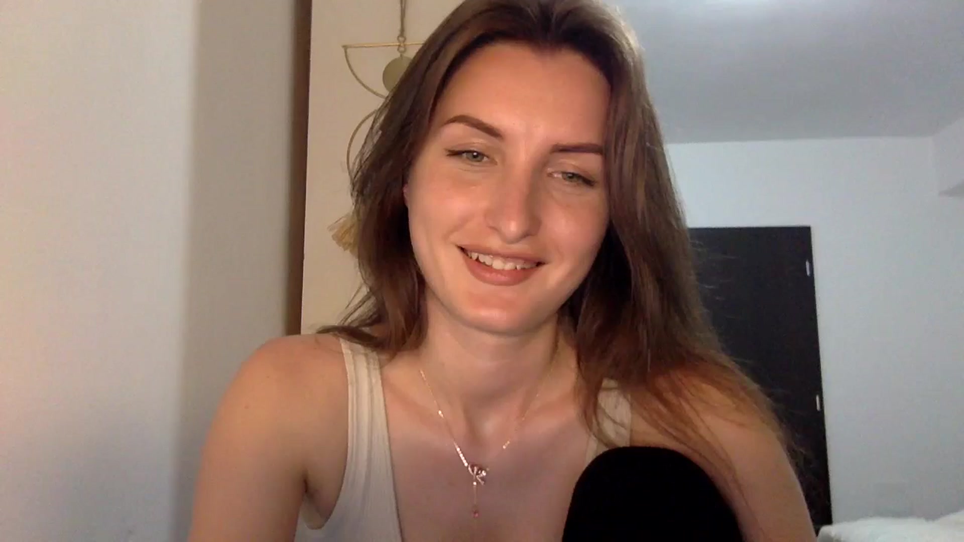 Gallery image thumbnail from EmilyNParis's myfreecams stream on, 05/27/2024, 20:24 image 11 of 20