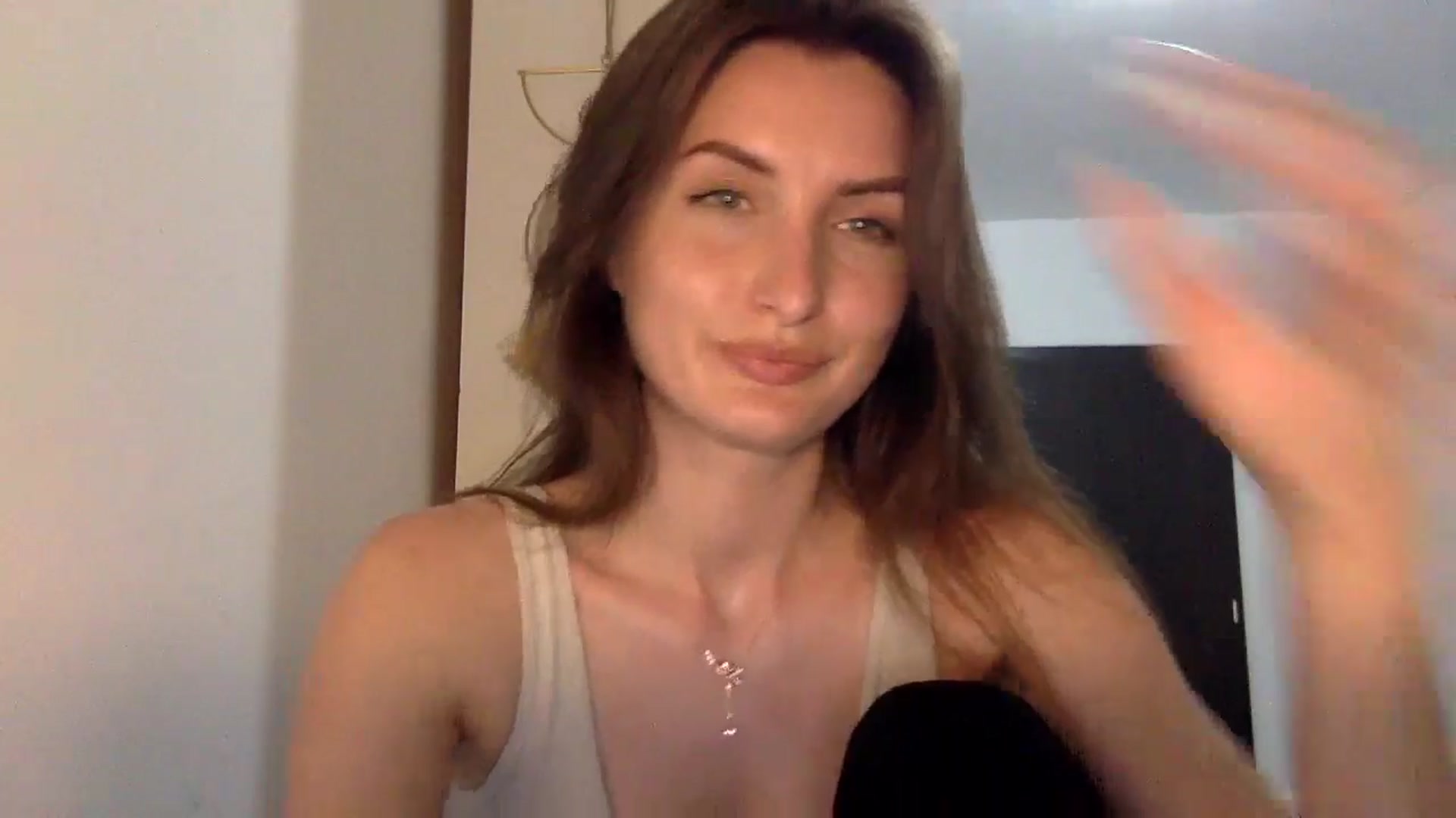 Gallery image thumbnail from EmilyNParis's myfreecams stream on, 05/27/2024, 20:24 image 12 of 20