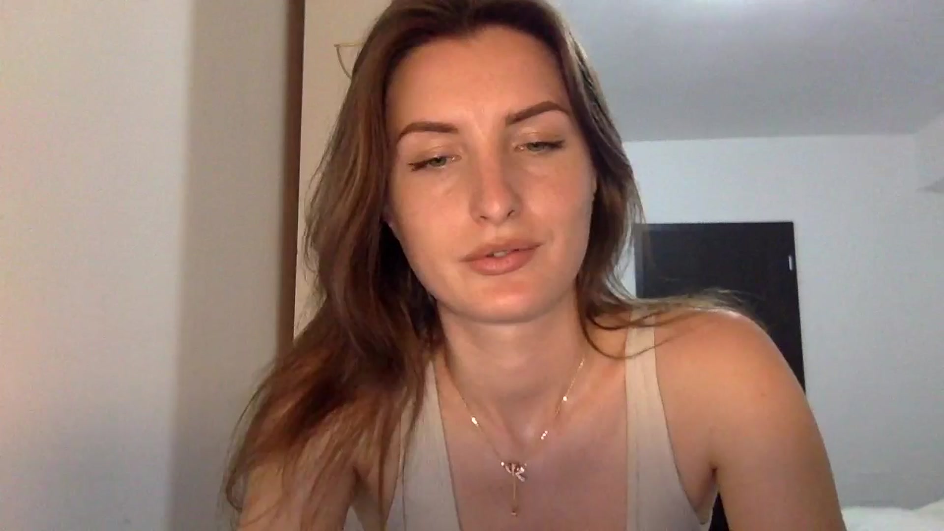 Gallery image thumbnail from EmilyNParis's myfreecams stream on, 05/27/2024, 20:24 image 1 of 20