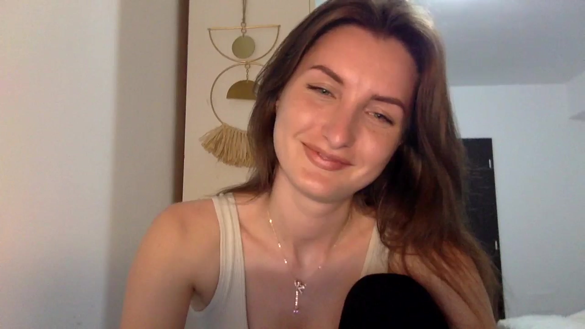 Gallery image thumbnail from EmilyNParis's myfreecams stream on, 05/27/2024, 20:24 image 10 of 20