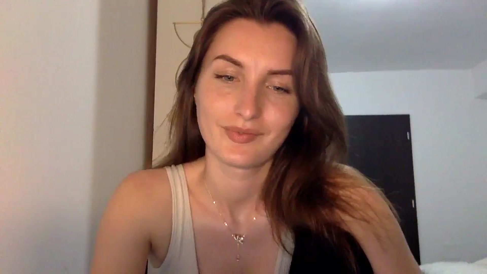 Gallery image thumbnail from EmilyNParis's myfreecams stream on, 05/27/2024, 20:24 image 15 of 20