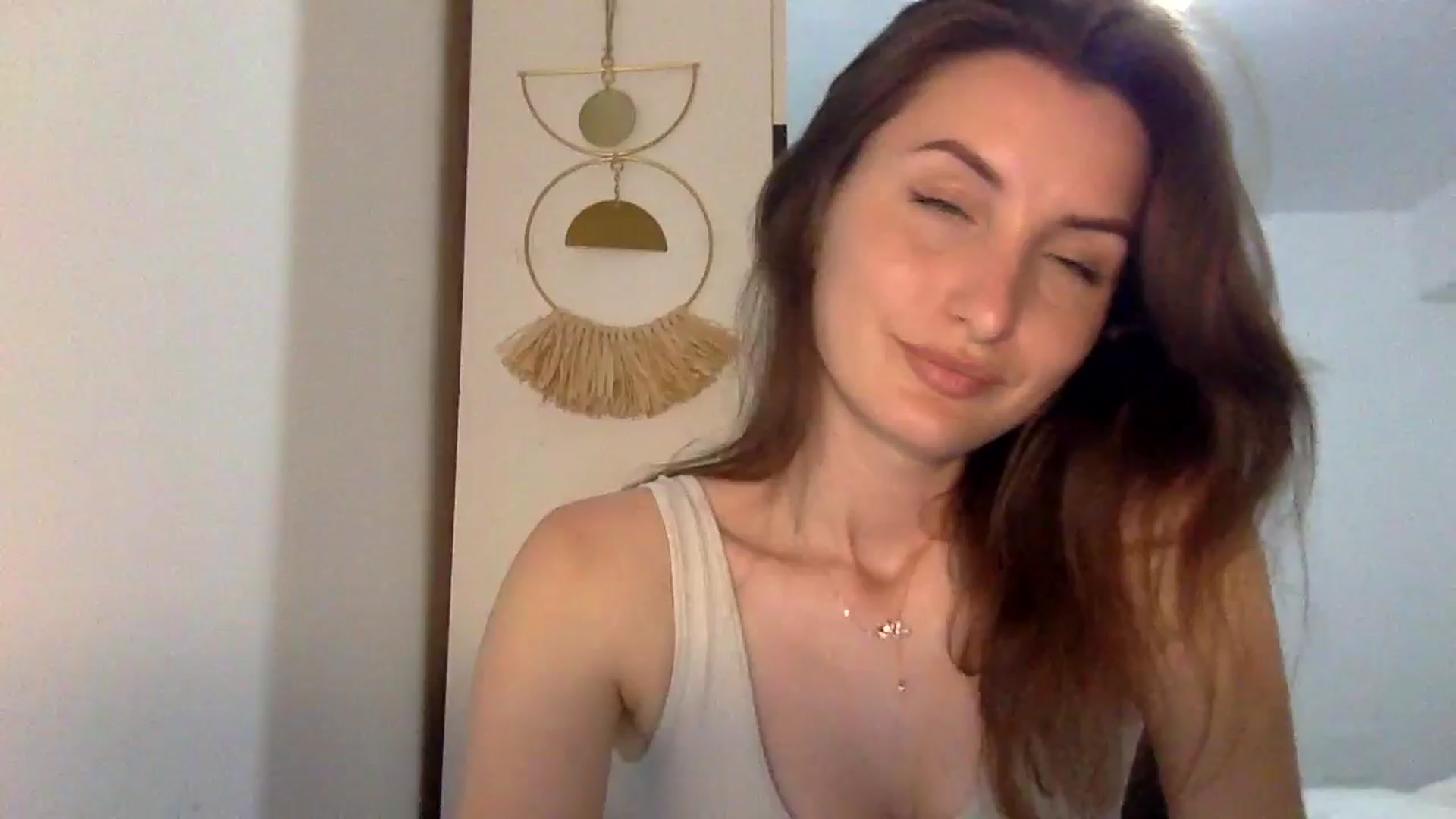 Gallery image thumbnail from EmilyNParis's myfreecams stream on, 05/27/2024, 20:44 image 7 of 20
