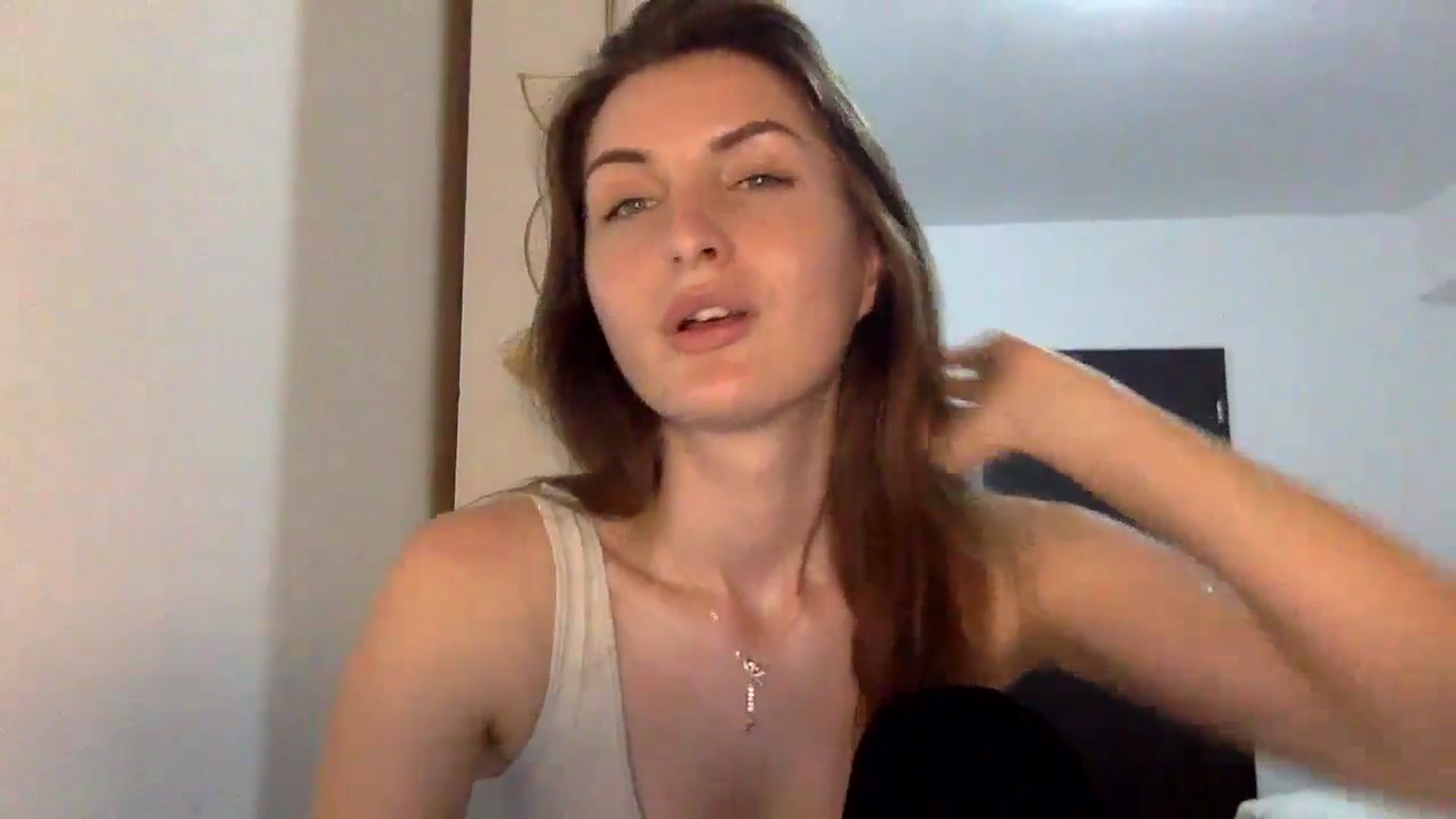 Gallery image thumbnail from EmilyNParis's myfreecams stream on, 05/27/2024, 20:44 image 3 of 20