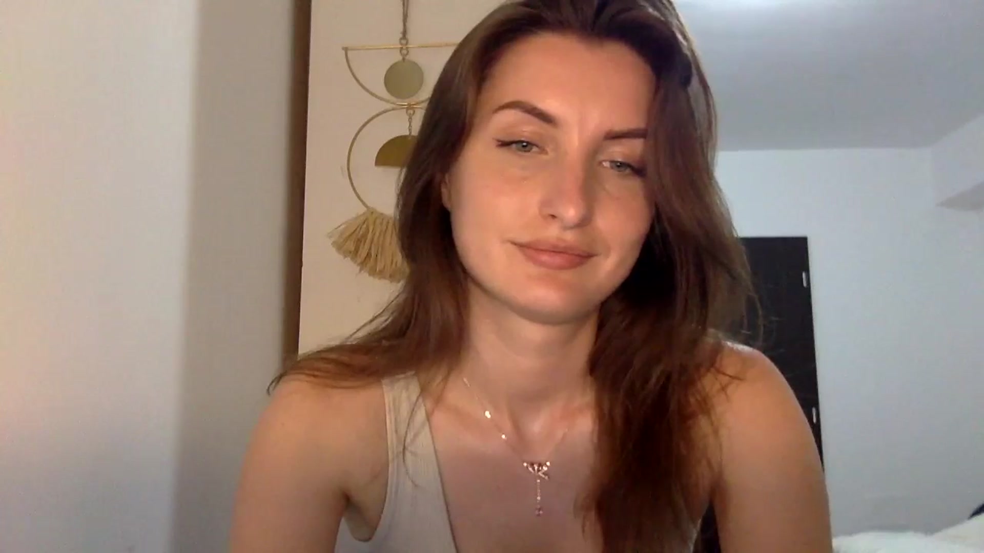 Gallery image thumbnail from EmilyNParis's myfreecams stream on, 05/27/2024, 20:44 image 19 of 20