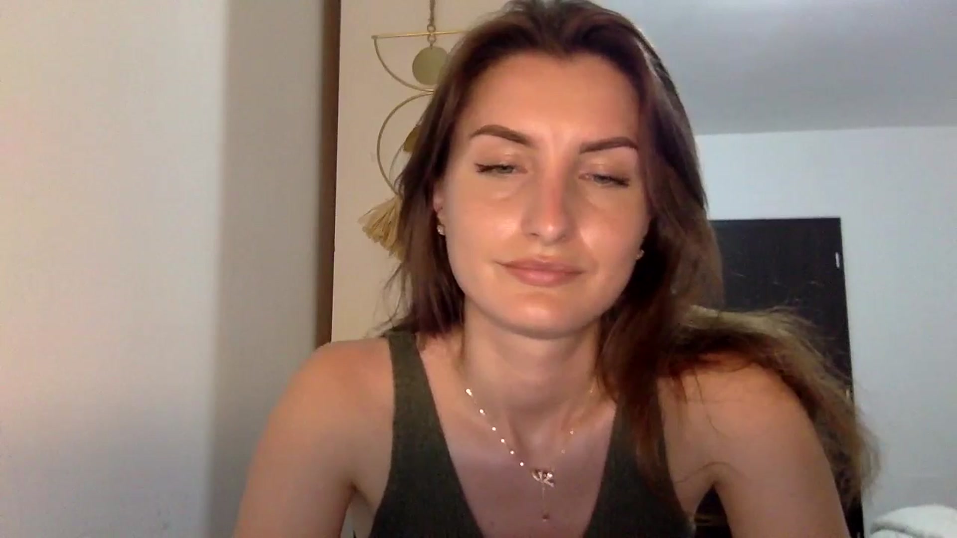 Gallery image thumbnail from EmilyNParis's myfreecams stream on, 06/02/2024, 19:34 image 18 of 20