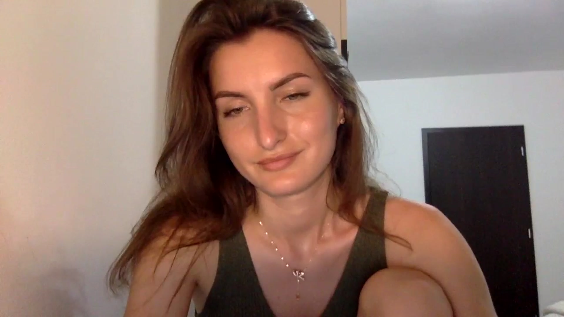 Gallery image thumbnail from EmilyNParis's myfreecams stream on, 06/02/2024, 19:34 image 14 of 20