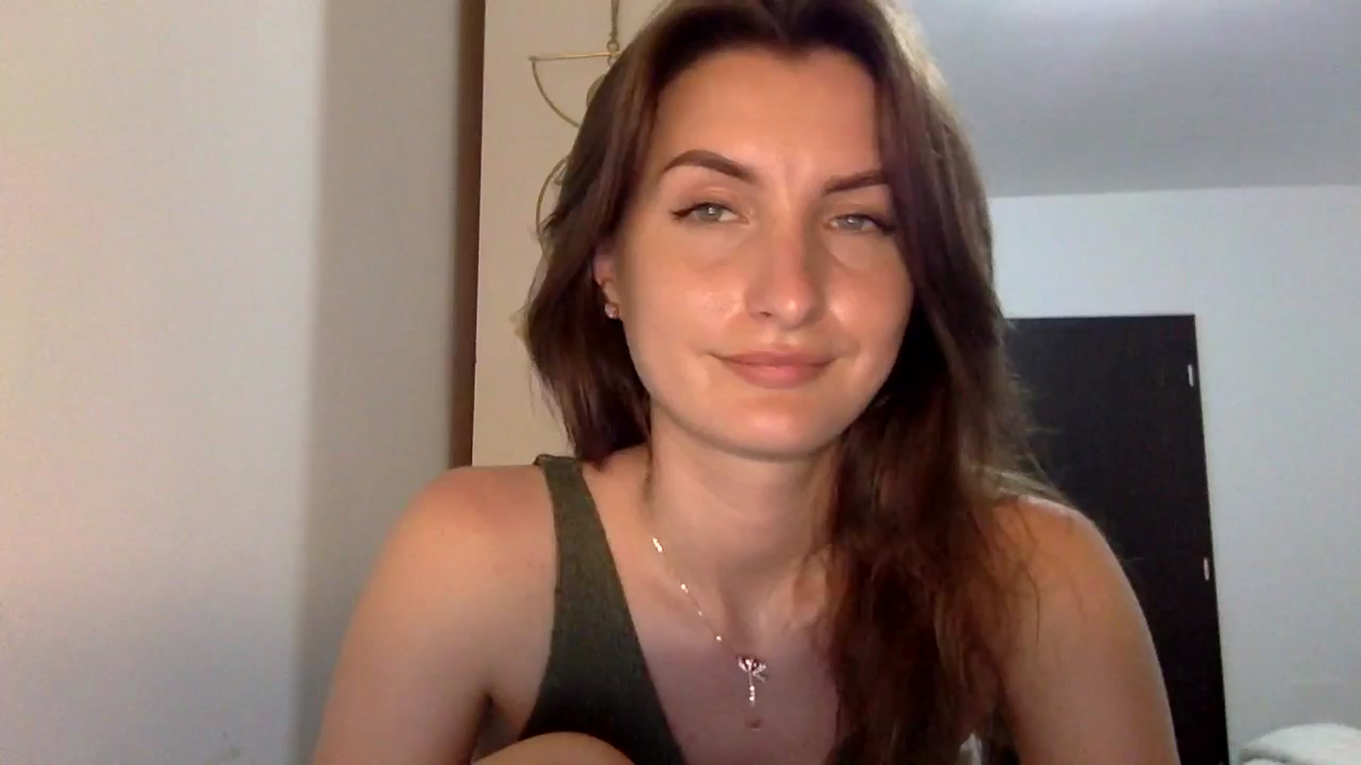 Gallery image thumbnail from EmilyNParis's myfreecams stream on, 06/02/2024, 19:34 image 19 of 20