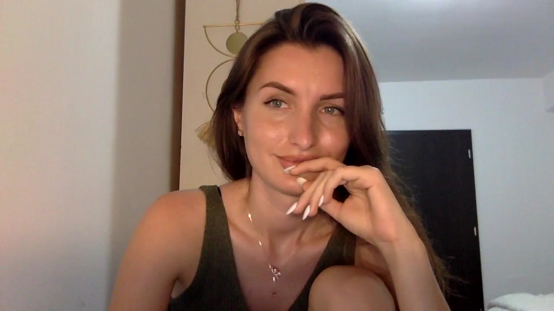 Gallery image thumbnail from EmilyNParis's myfreecams stream on, 06/02/2024, 21:20 image 4 of 20