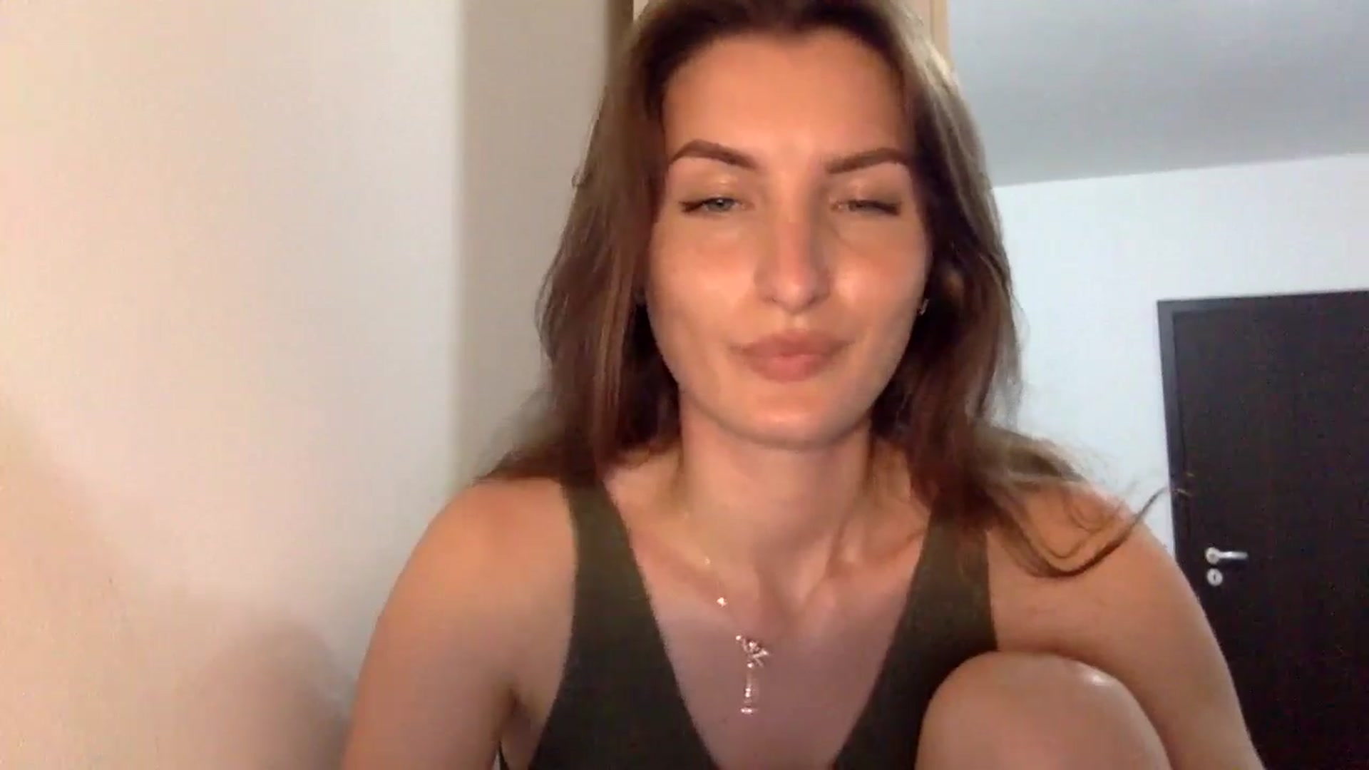 Gallery image thumbnail from EmilyNParis's myfreecams stream on, 06/02/2024, 21:20 image 20 of 20