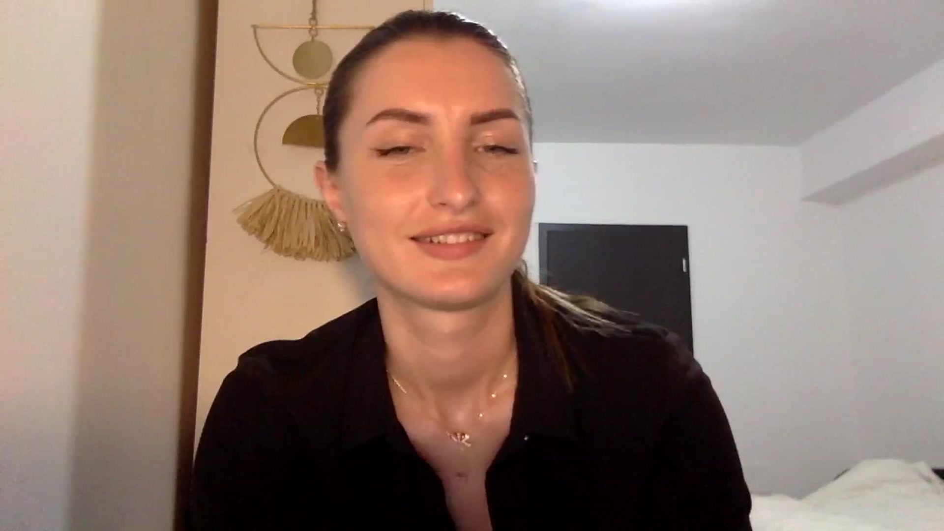 Gallery image thumbnail from EmilyNParis's myfreecams stream on, 06/04/2024, 21:25 image 19 of 20