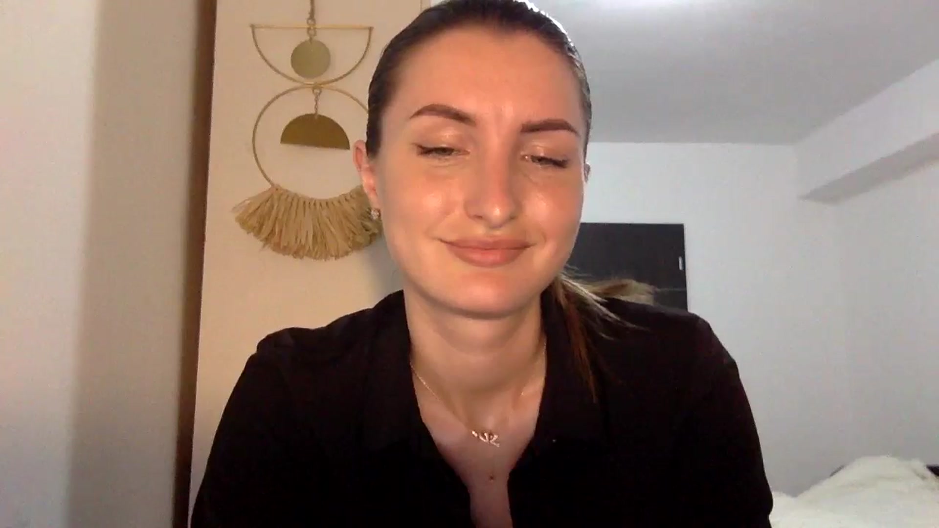 Gallery image thumbnail from EmilyNParis's myfreecams stream on, 06/04/2024, 21:25 image 15 of 20