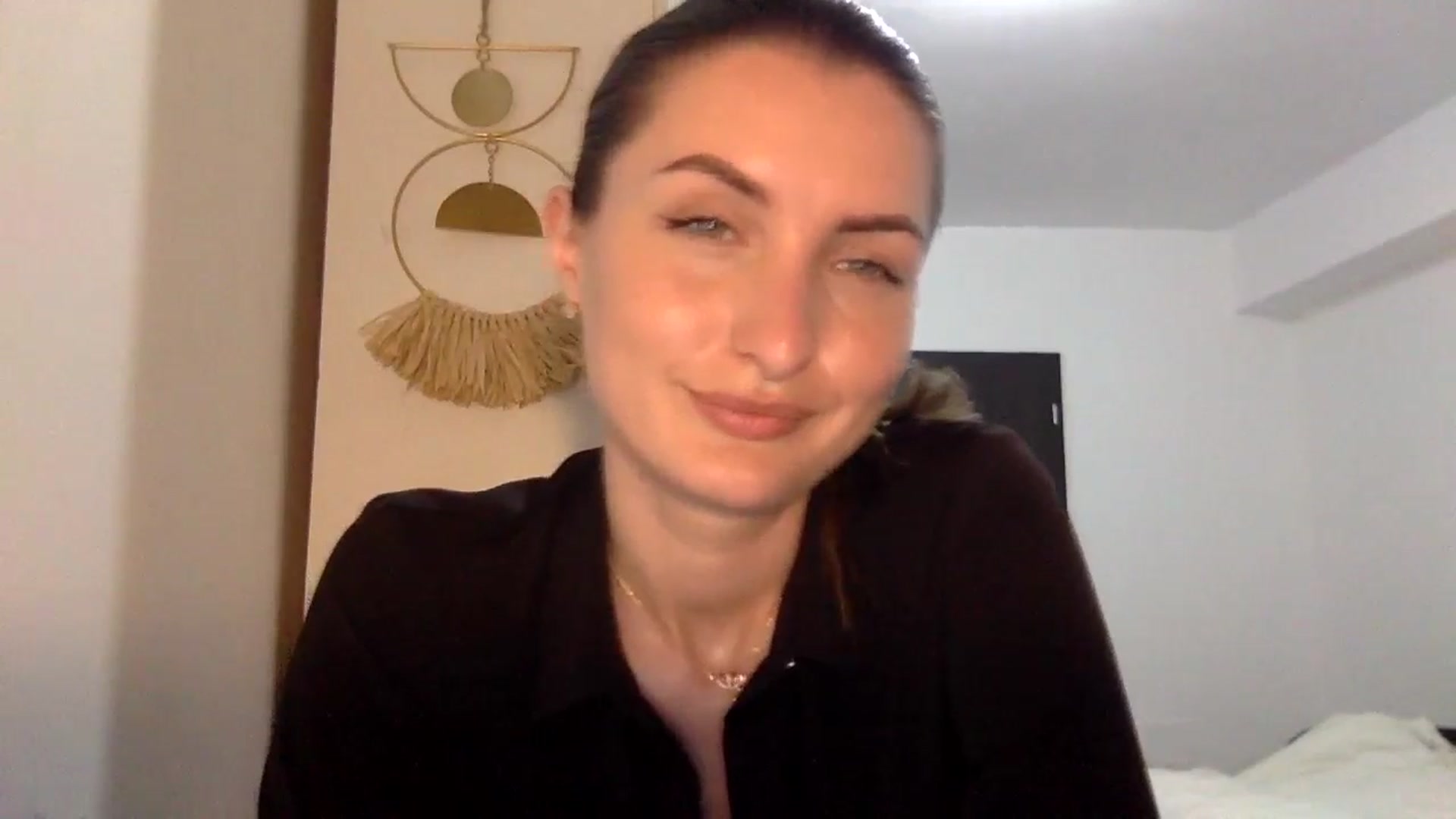 Gallery image thumbnail from EmilyNParis's myfreecams stream on, 06/04/2024, 21:25 image 13 of 20