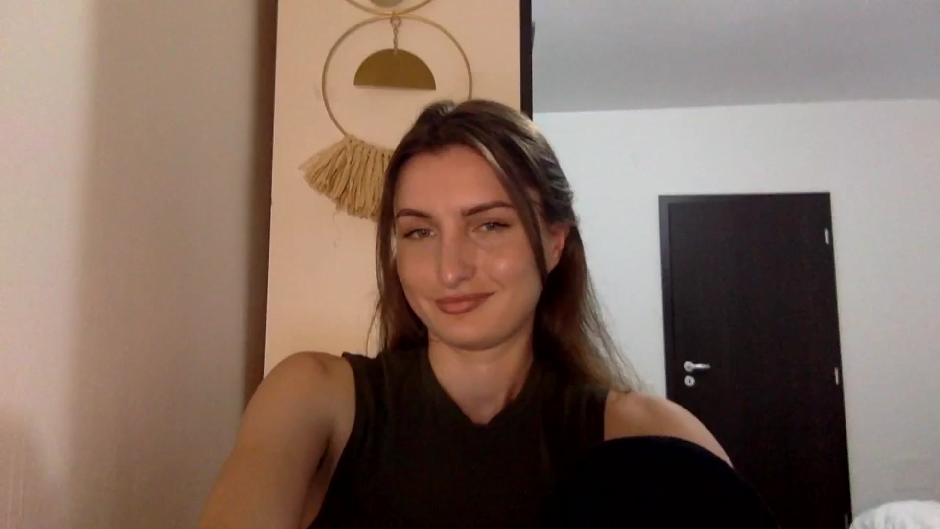 Gallery image thumbnail from EmilyNParis's myfreecams stream on, 06/08/2024, 19:51 image 10 of 20