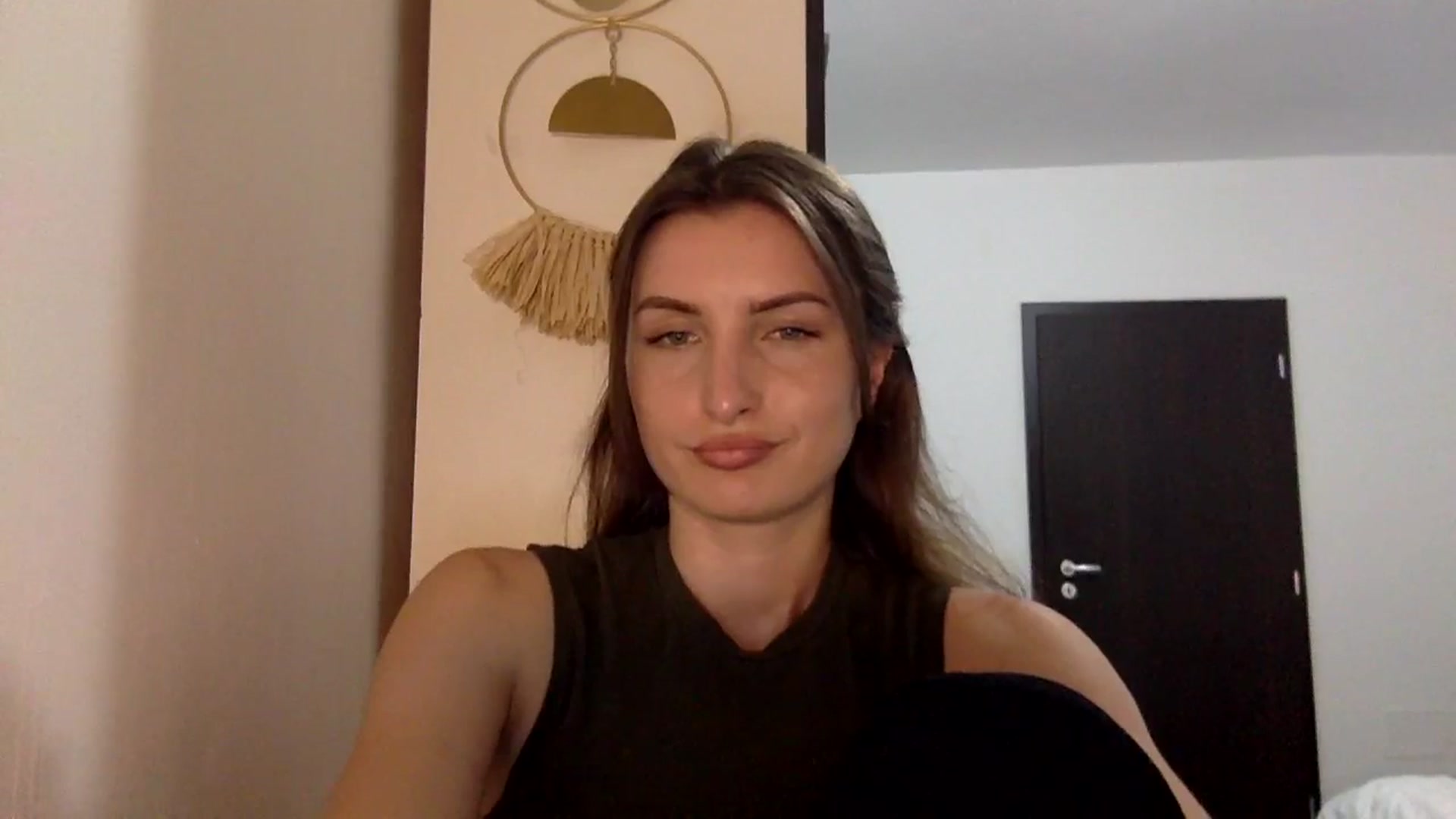 Gallery image thumbnail from EmilyNParis's myfreecams stream on, 06/08/2024, 19:51 image 9 of 20