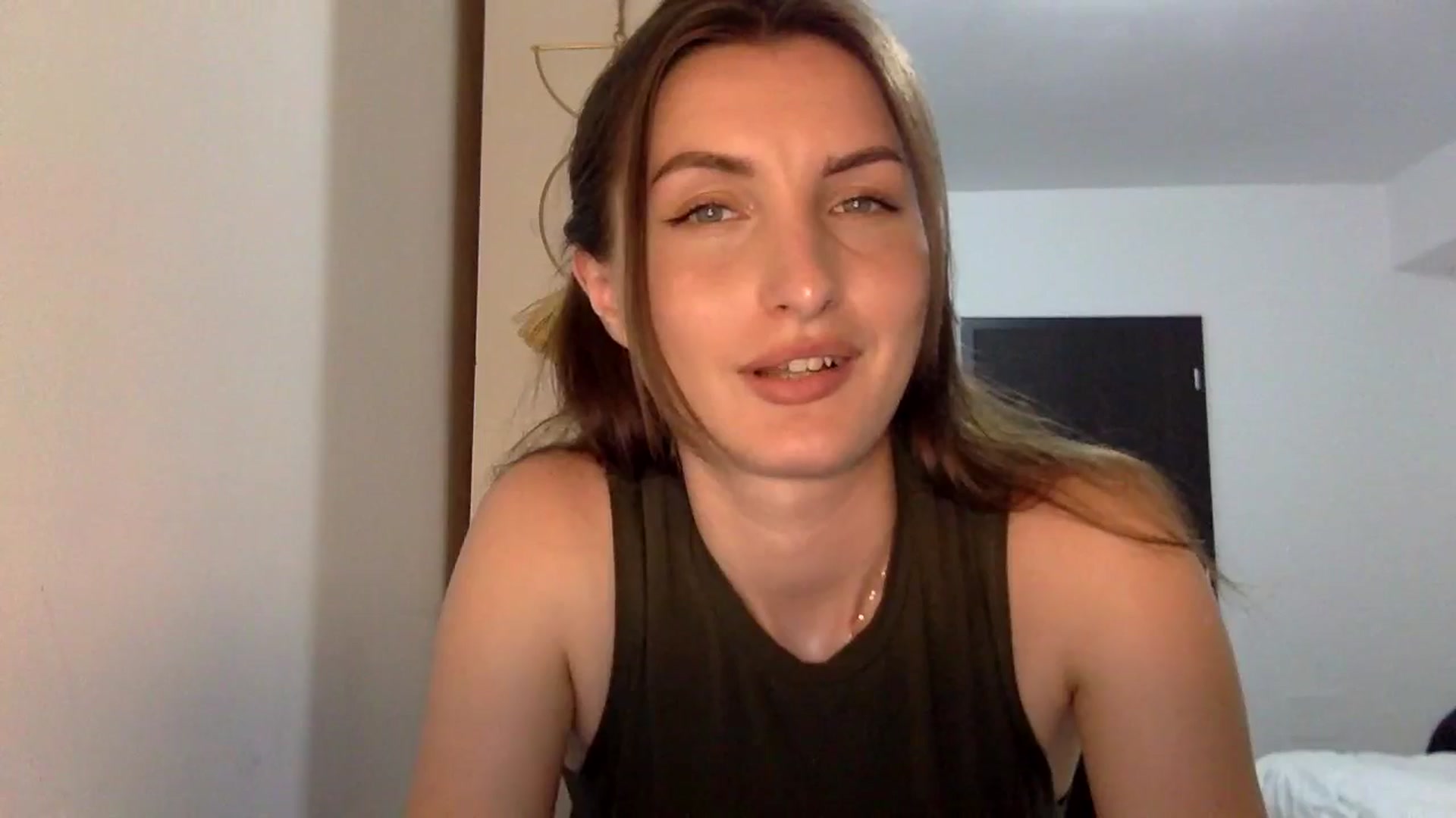 Gallery image thumbnail from EmilyNParis's myfreecams stream on, 06/08/2024, 19:51 image 8 of 20