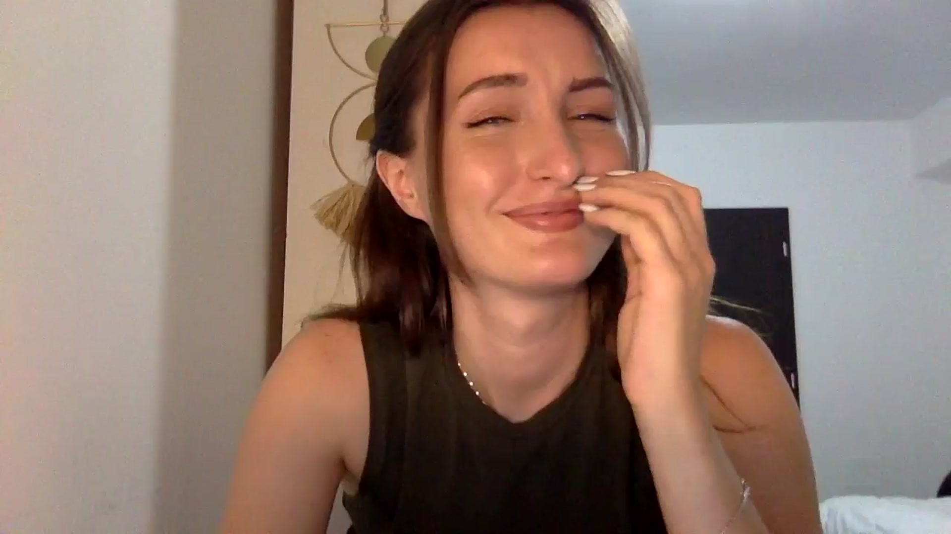 Gallery image thumbnail from EmilyNParis's myfreecams stream on, 06/08/2024, 19:51 image 16 of 20