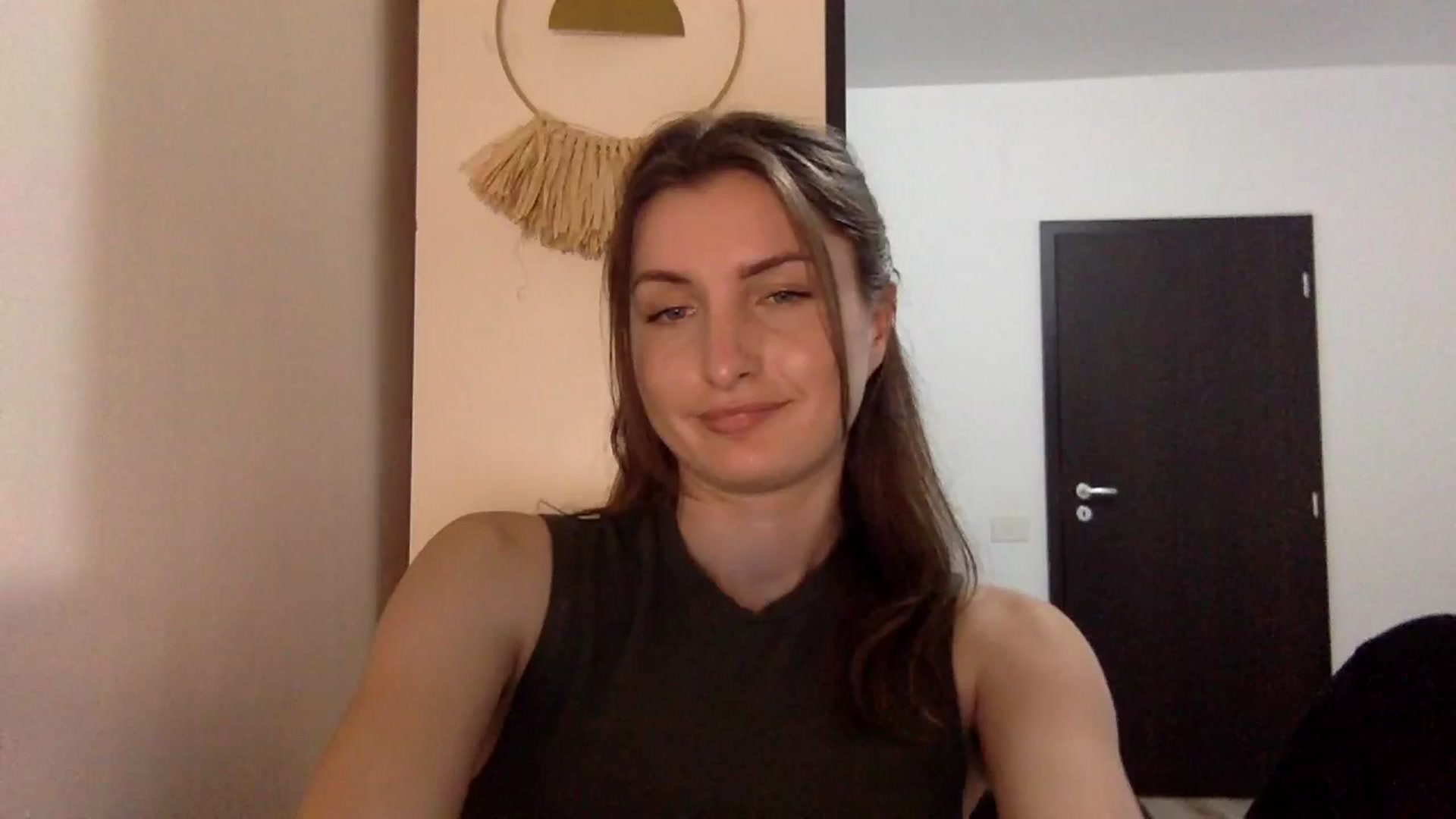 Gallery image thumbnail from EmilyNParis's myfreecams stream on, 06/08/2024, 21:00 image 14 of 20