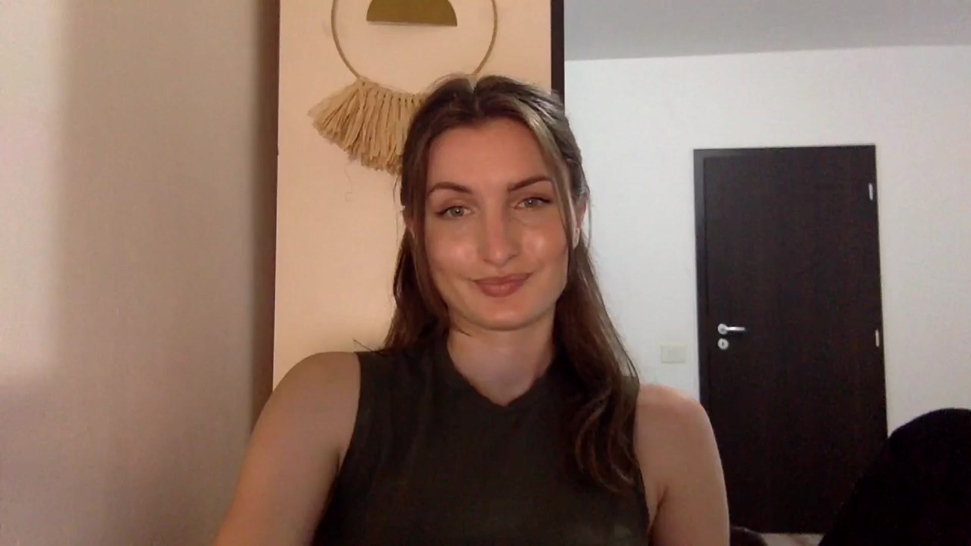 Gallery image thumbnail from EmilyNParis's myfreecams stream on, 06/08/2024, 21:00 image 12 of 20