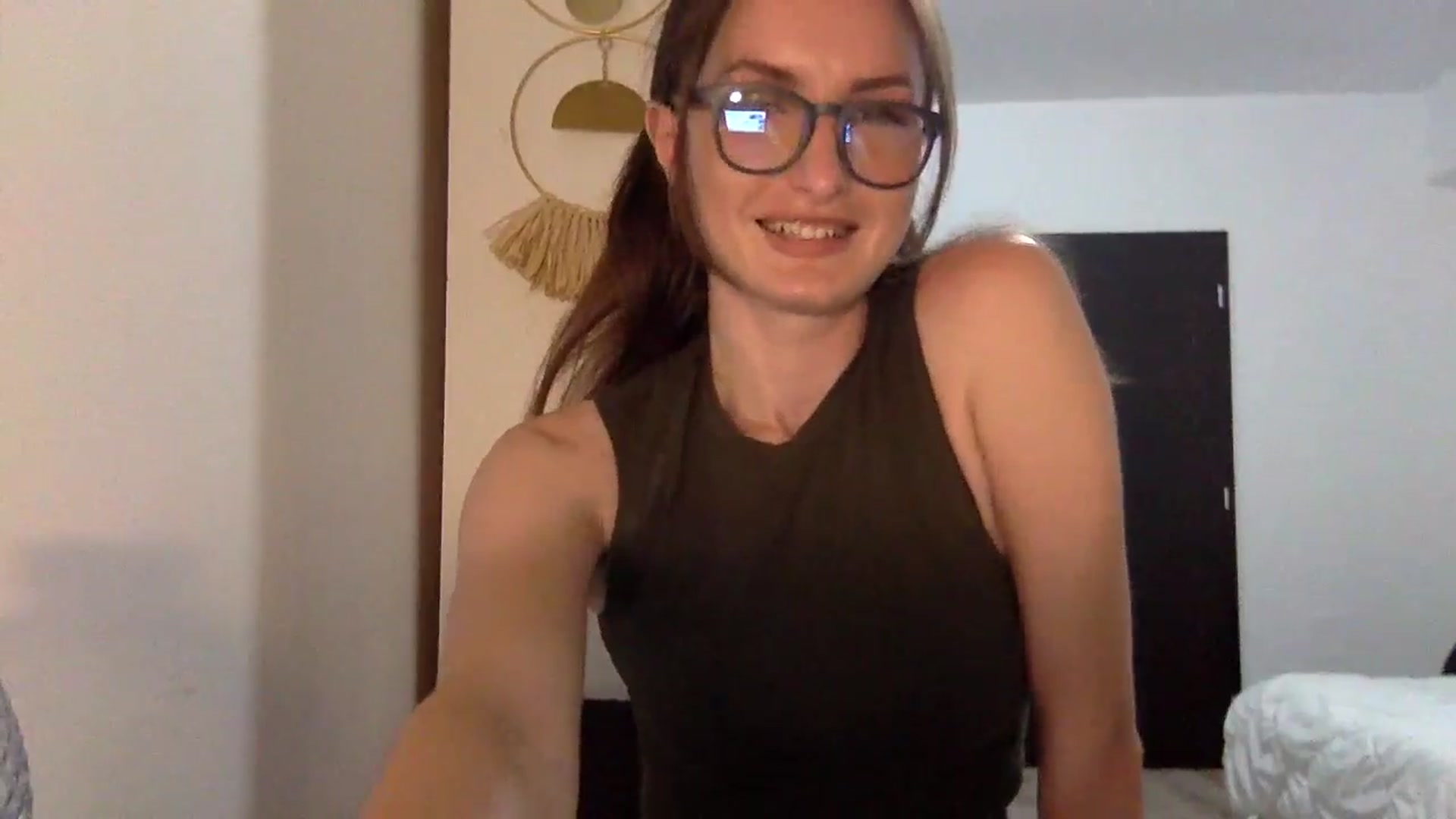 Gallery image thumbnail from EmilyNParis's myfreecams stream on, 06/08/2024, 21:26 image 7 of 20