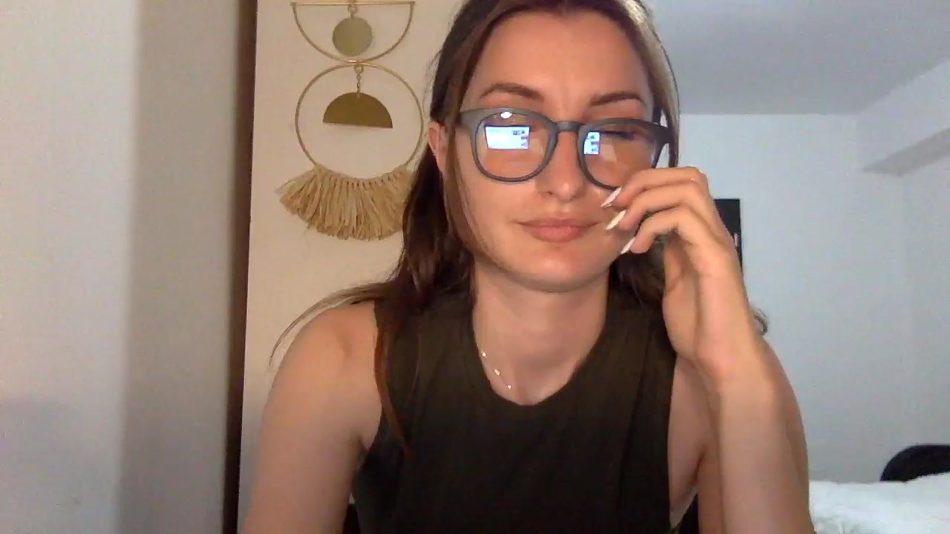 Gallery image thumbnail from EmilyNParis's myfreecams stream on, 06/08/2024, 21:26 image 12 of 20