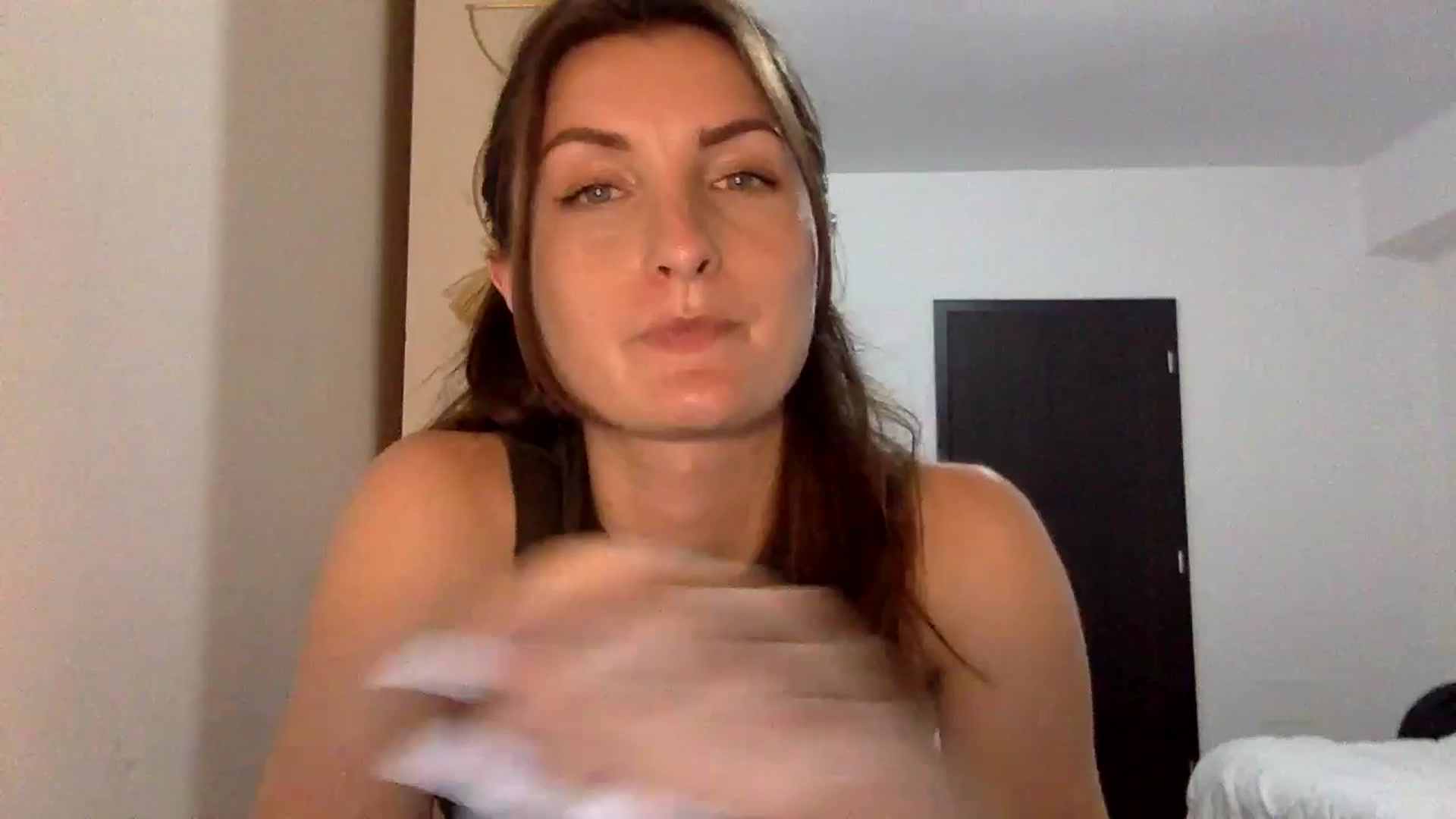 Gallery image thumbnail from EmilyNParis's myfreecams stream on, 06/09/2024, 24:02 image 1 of 20