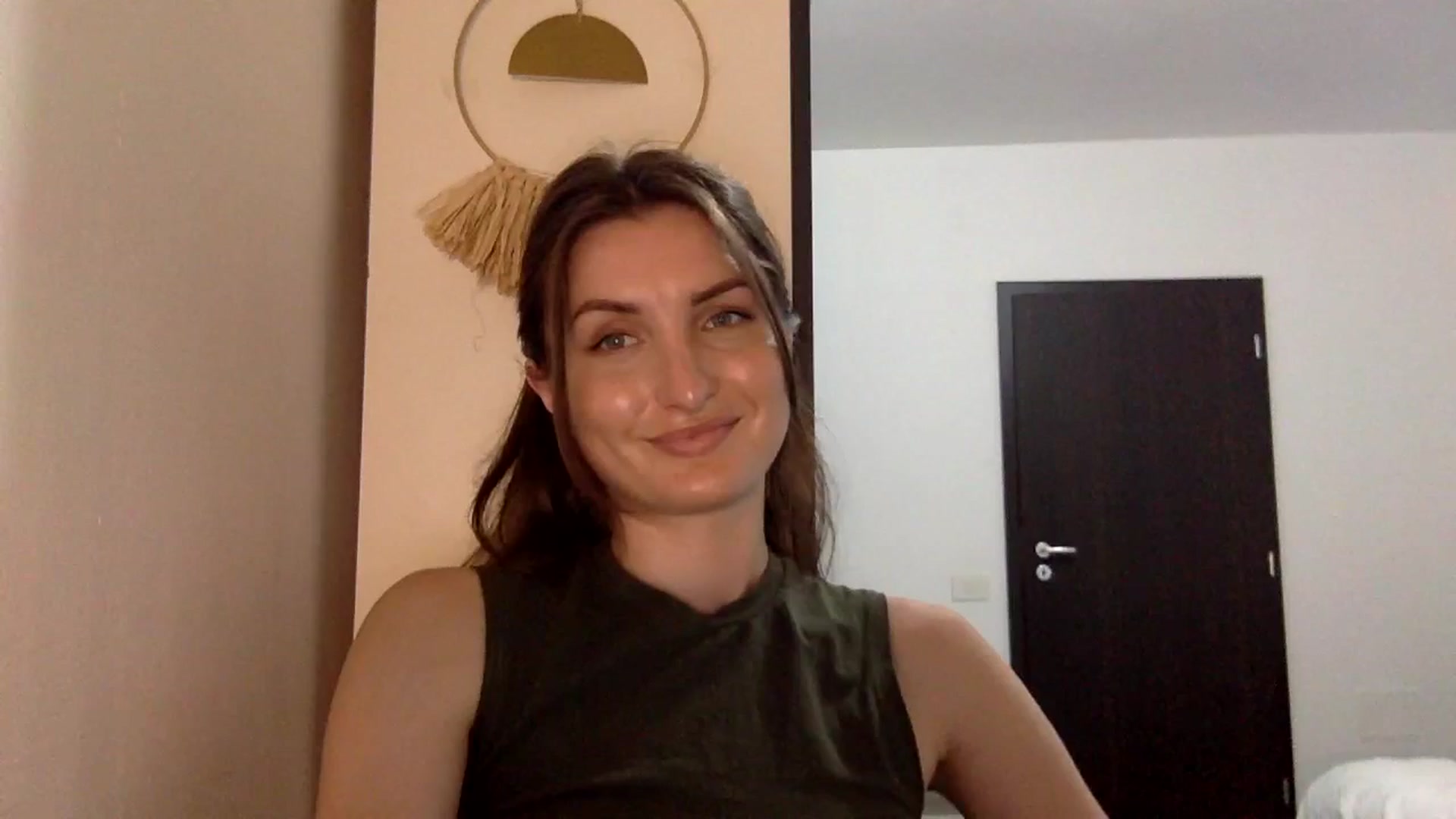 Gallery image thumbnail from EmilyNParis's myfreecams stream on, 06/09/2024, 24:26 image 18 of 20