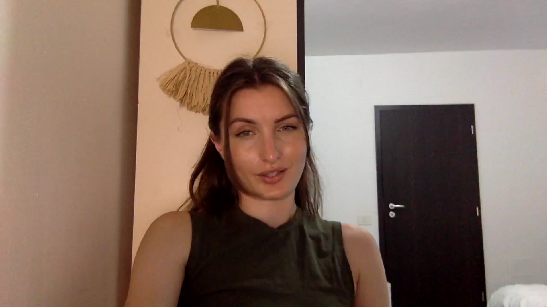 Gallery image thumbnail from EmilyNParis's myfreecams stream on, 06/09/2024, 24:26 image 15 of 20