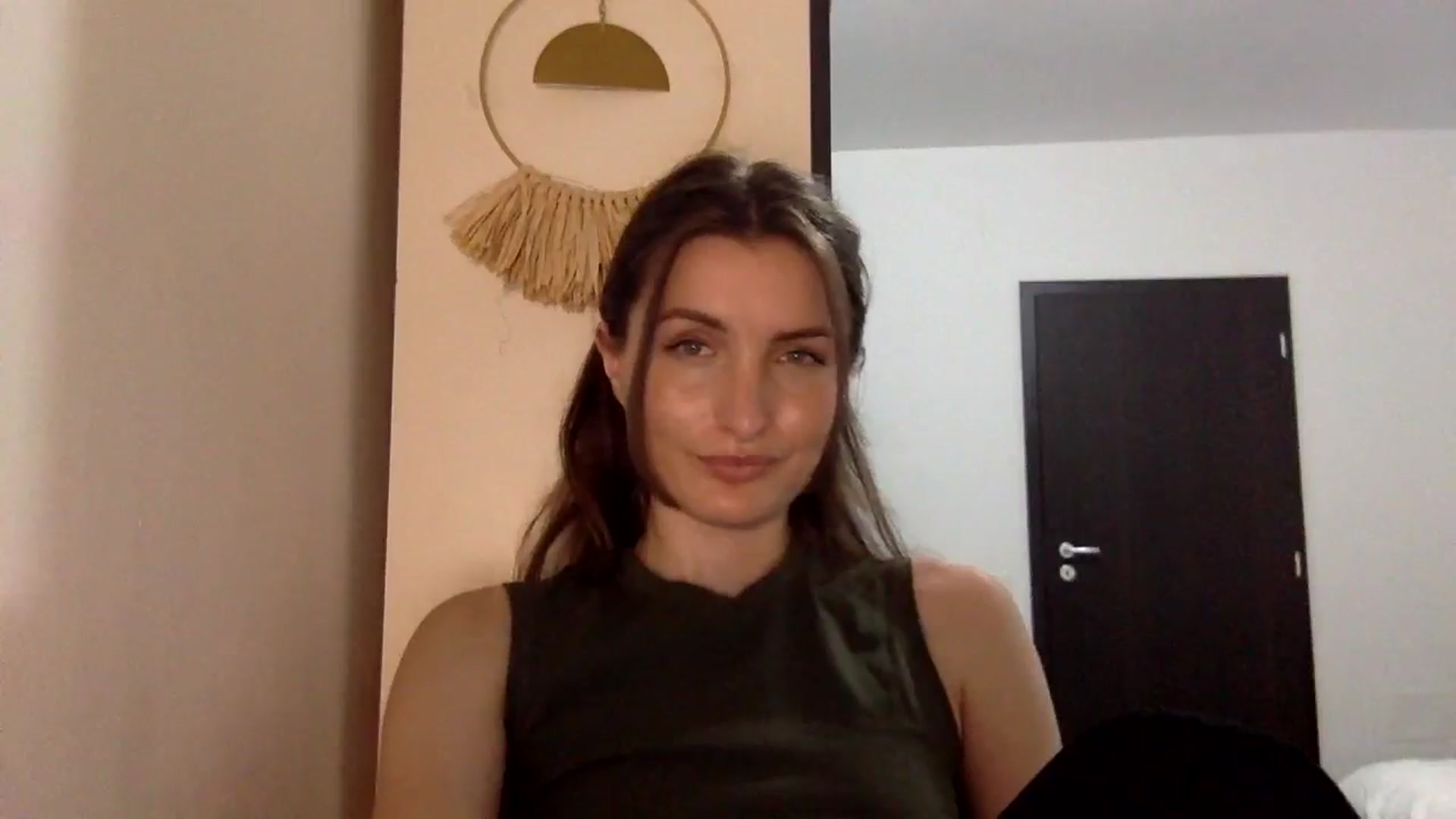 Gallery image thumbnail from EmilyNParis's myfreecams stream on, 06/09/2024, 24:26 image 5 of 20