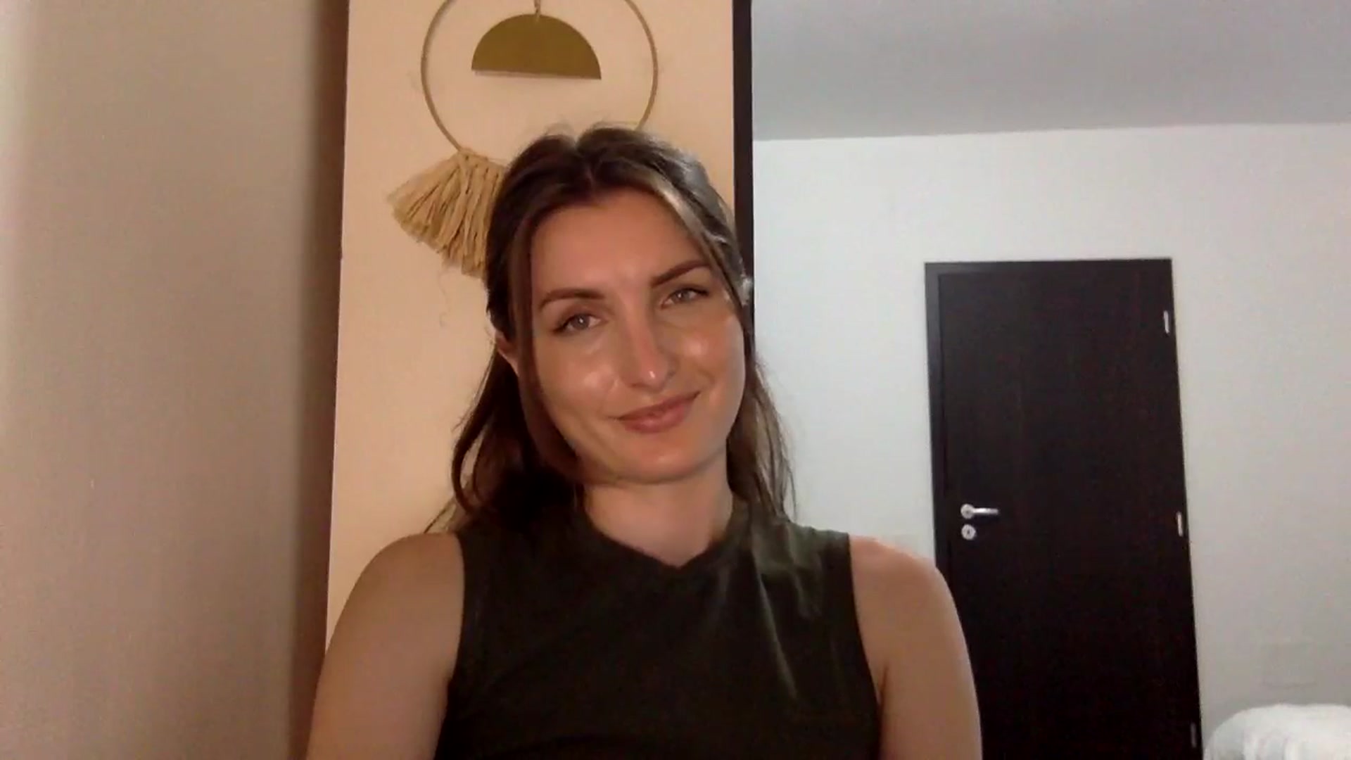 Gallery image thumbnail from EmilyNParis's myfreecams stream on, 06/09/2024, 24:26 image 14 of 20