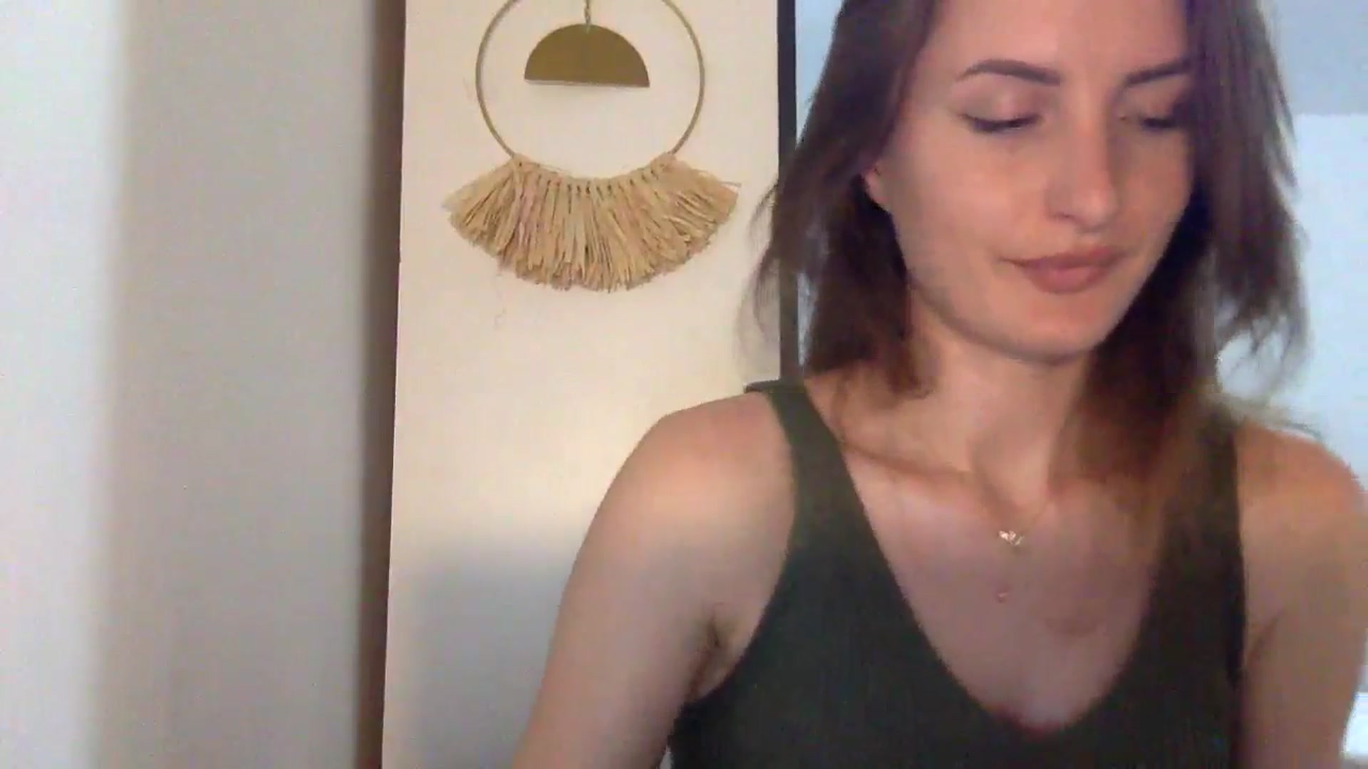 Gallery image thumbnail from EmilyNParis's myfreecams stream on, 06/10/2024, 20:05 image 14 of 20