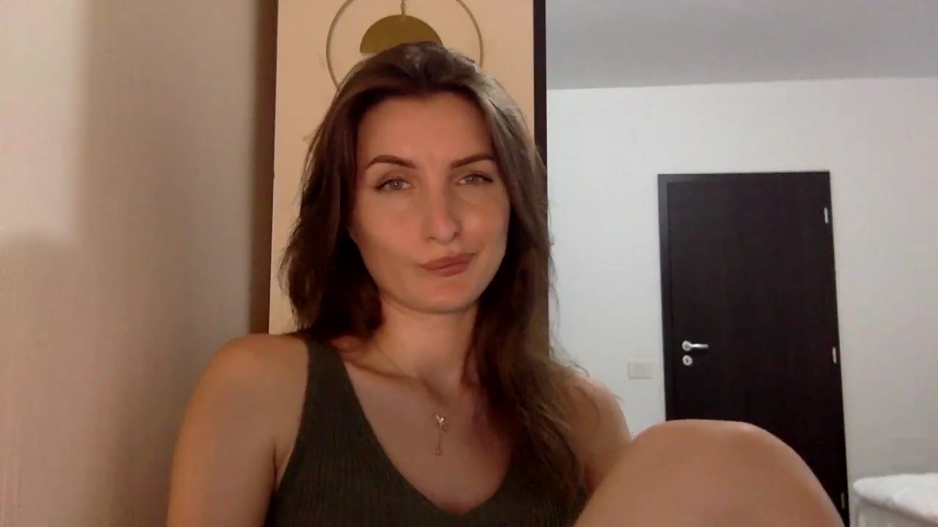 Gallery image thumbnail from EmilyNParis's myfreecams stream on, 06/10/2024, 20:05 image 4 of 20