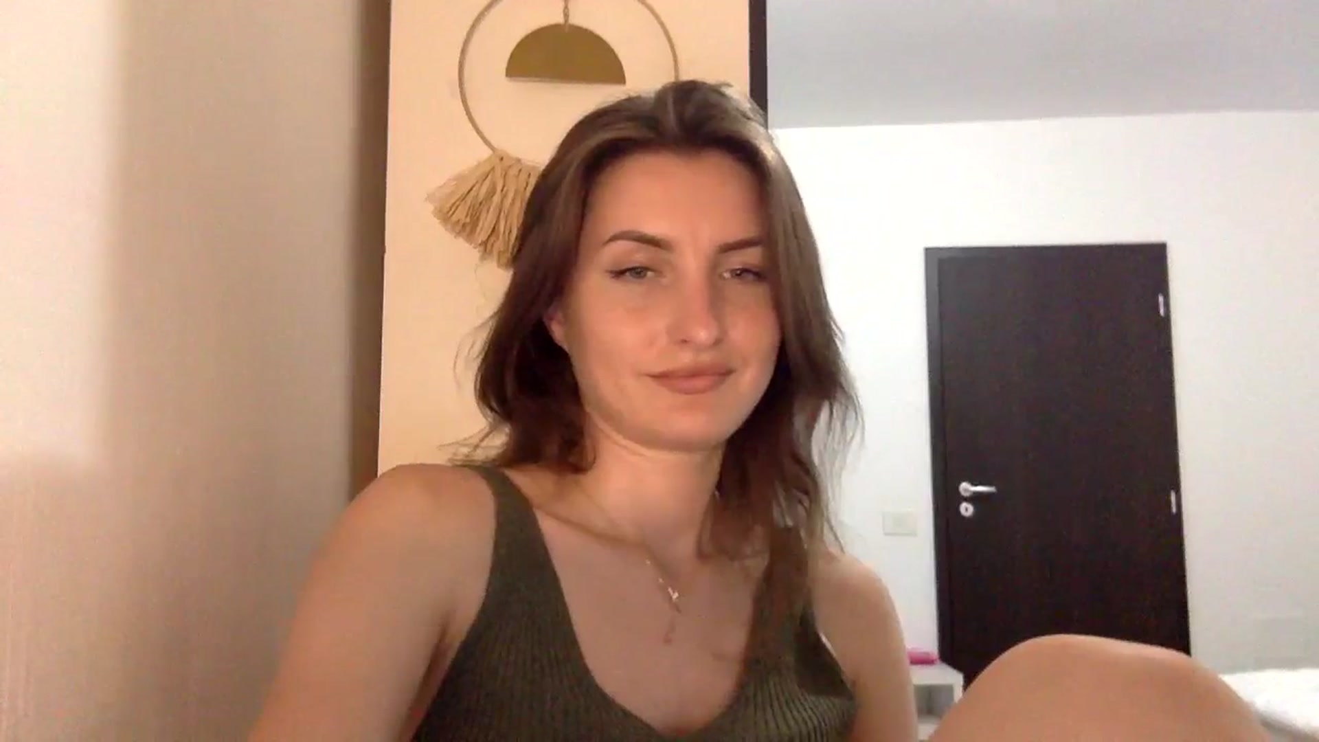 Gallery image thumbnail from EmilyNParis's myfreecams stream on, 06/10/2024, 20:05 image 10 of 20