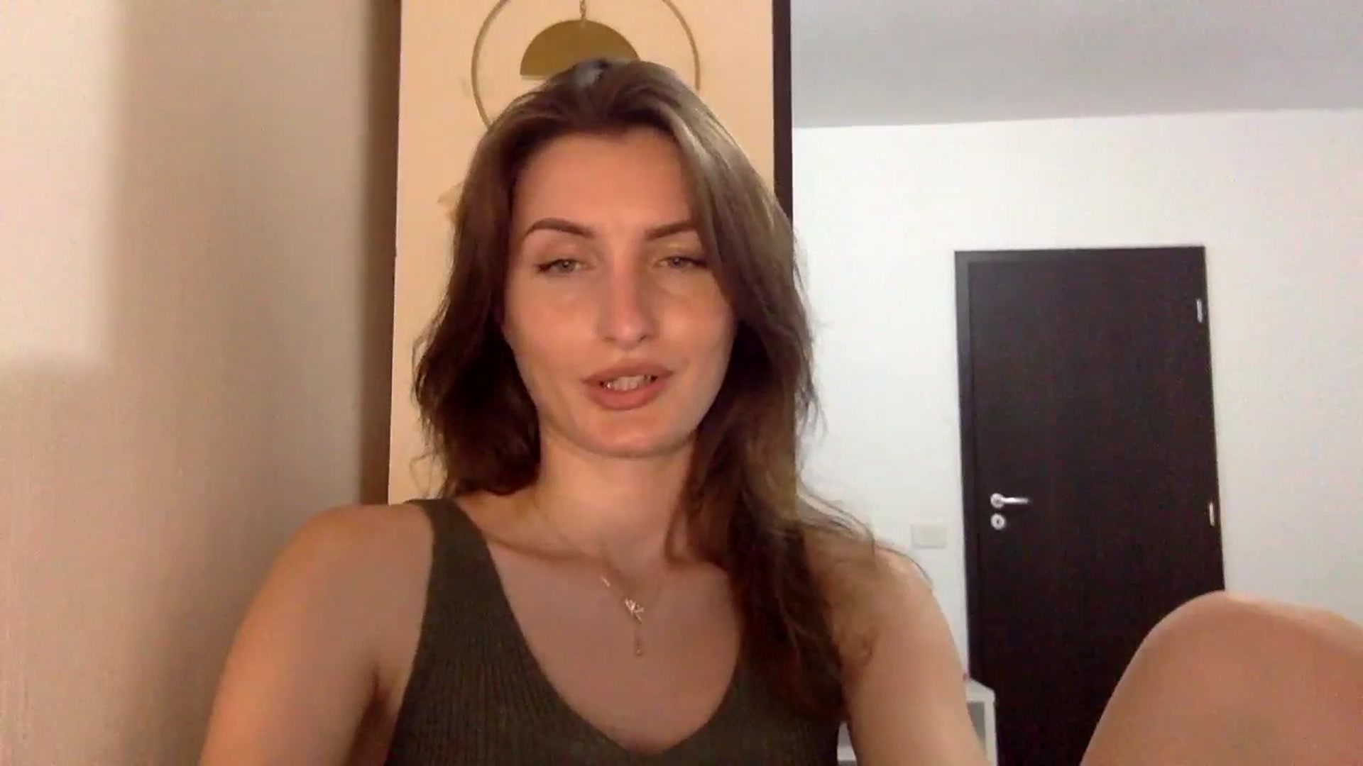Gallery image thumbnail from EmilyNParis's myfreecams stream on, 06/10/2024, 20:28 image 6 of 20