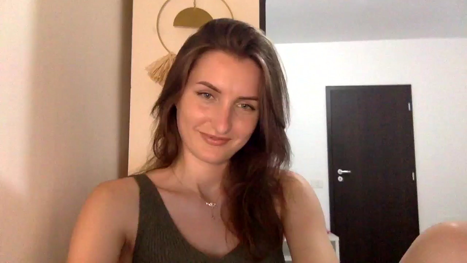 Gallery image thumbnail from EmilyNParis's myfreecams stream on, 06/10/2024, 20:28 image 16 of 20