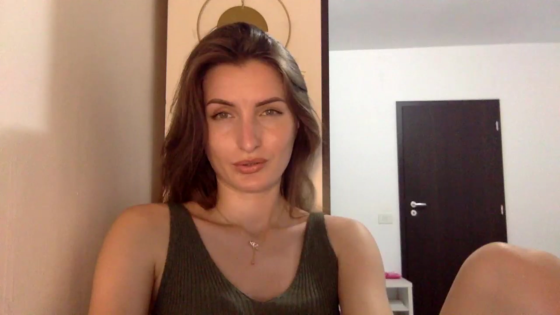 Gallery image thumbnail from EmilyNParis's myfreecams stream on, 06/10/2024, 20:28 image 9 of 20