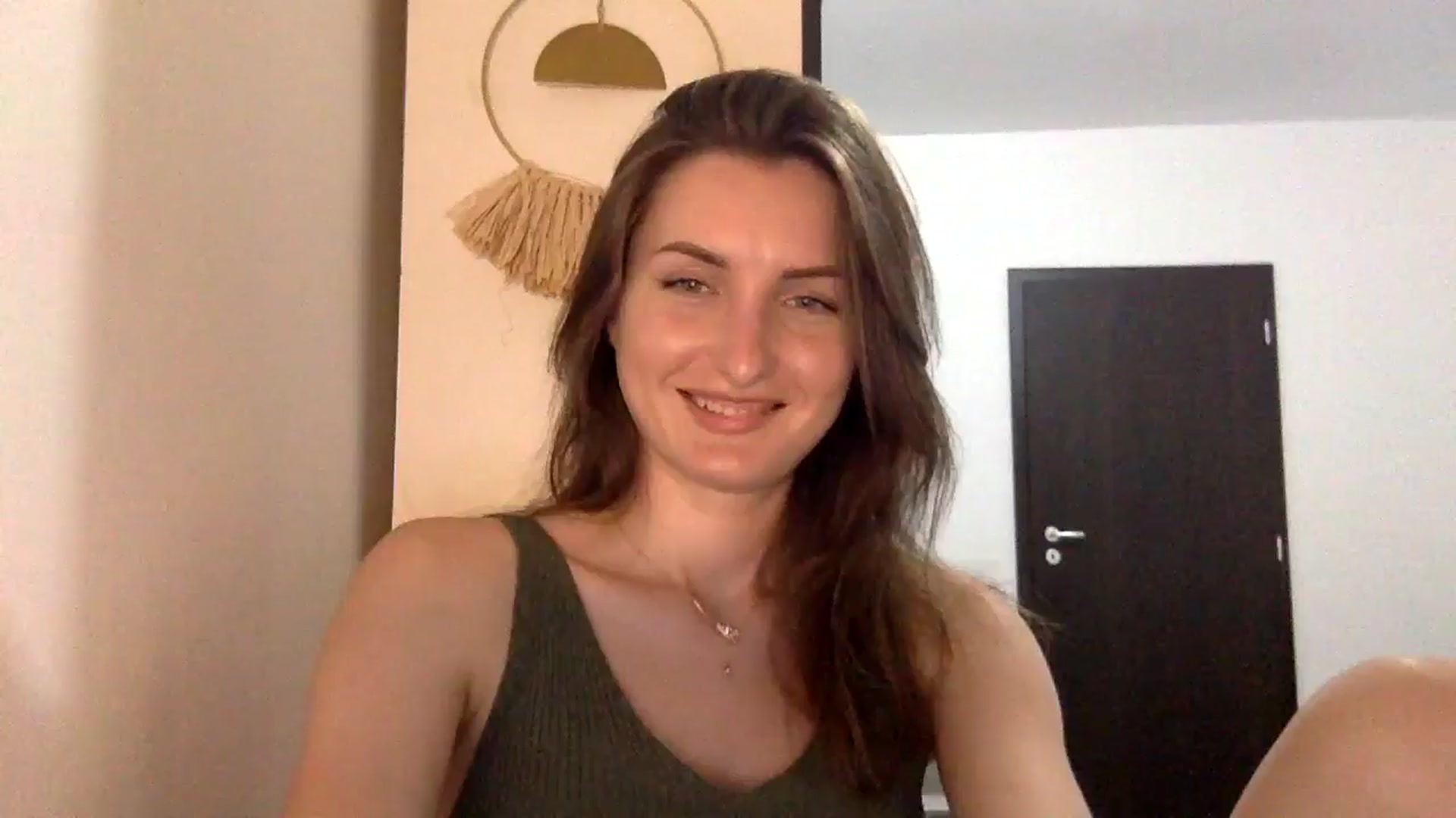 Gallery image thumbnail from EmilyNParis's myfreecams stream on, 06/10/2024, 20:28 image 15 of 20