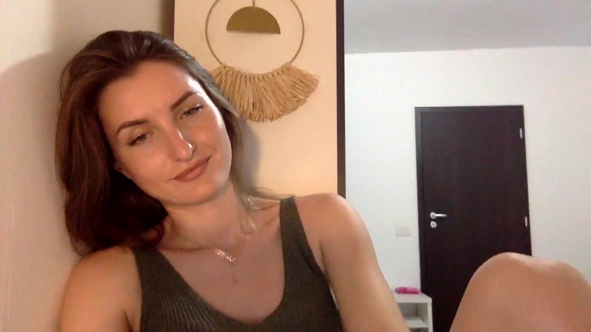 Gallery image thumbnail from EmilyNParis's myfreecams stream on, 06/10/2024, 20:28 image 8 of 20