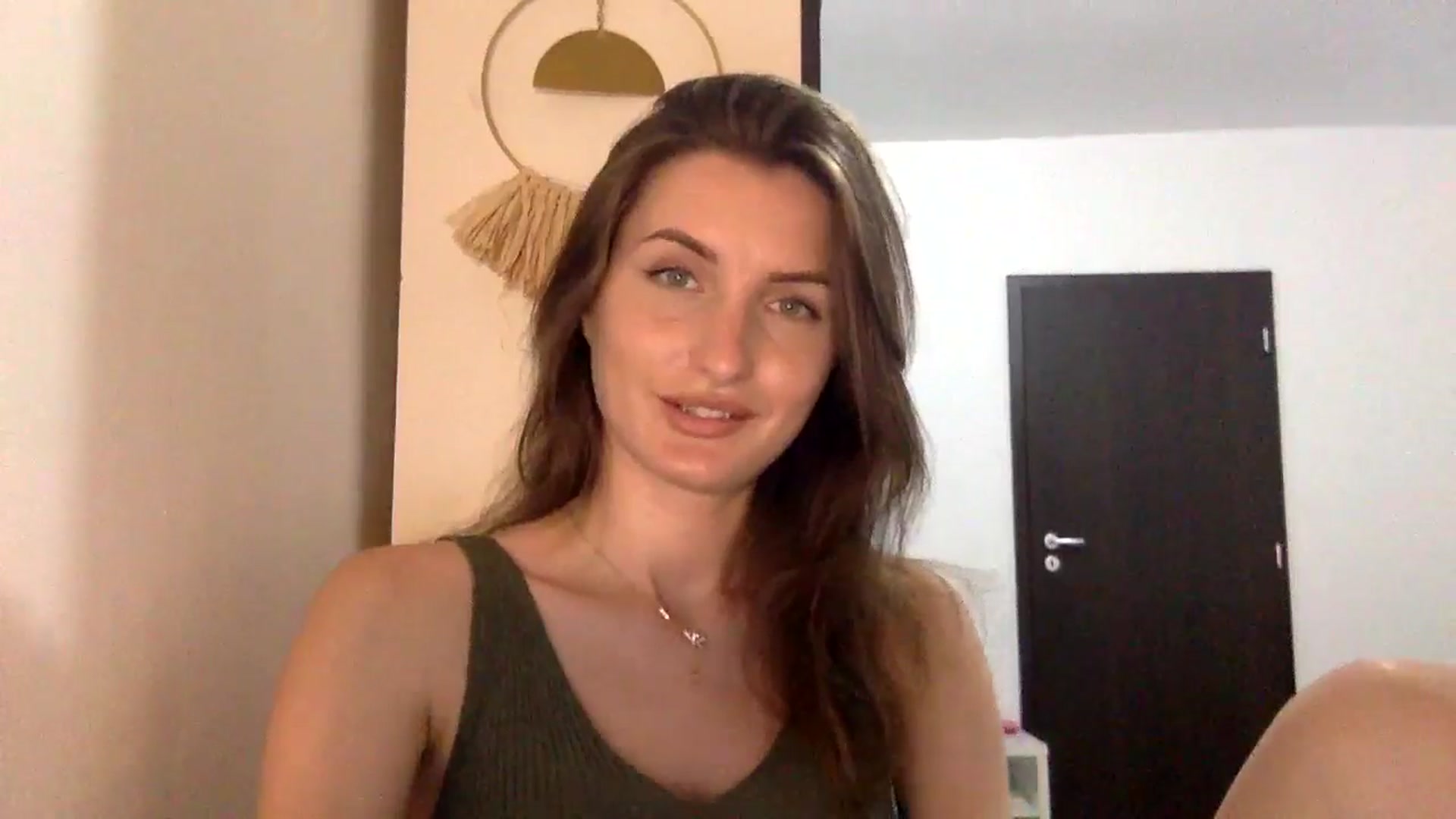 Gallery image thumbnail from EmilyNParis's myfreecams stream on, 06/10/2024, 20:28 image 14 of 20
