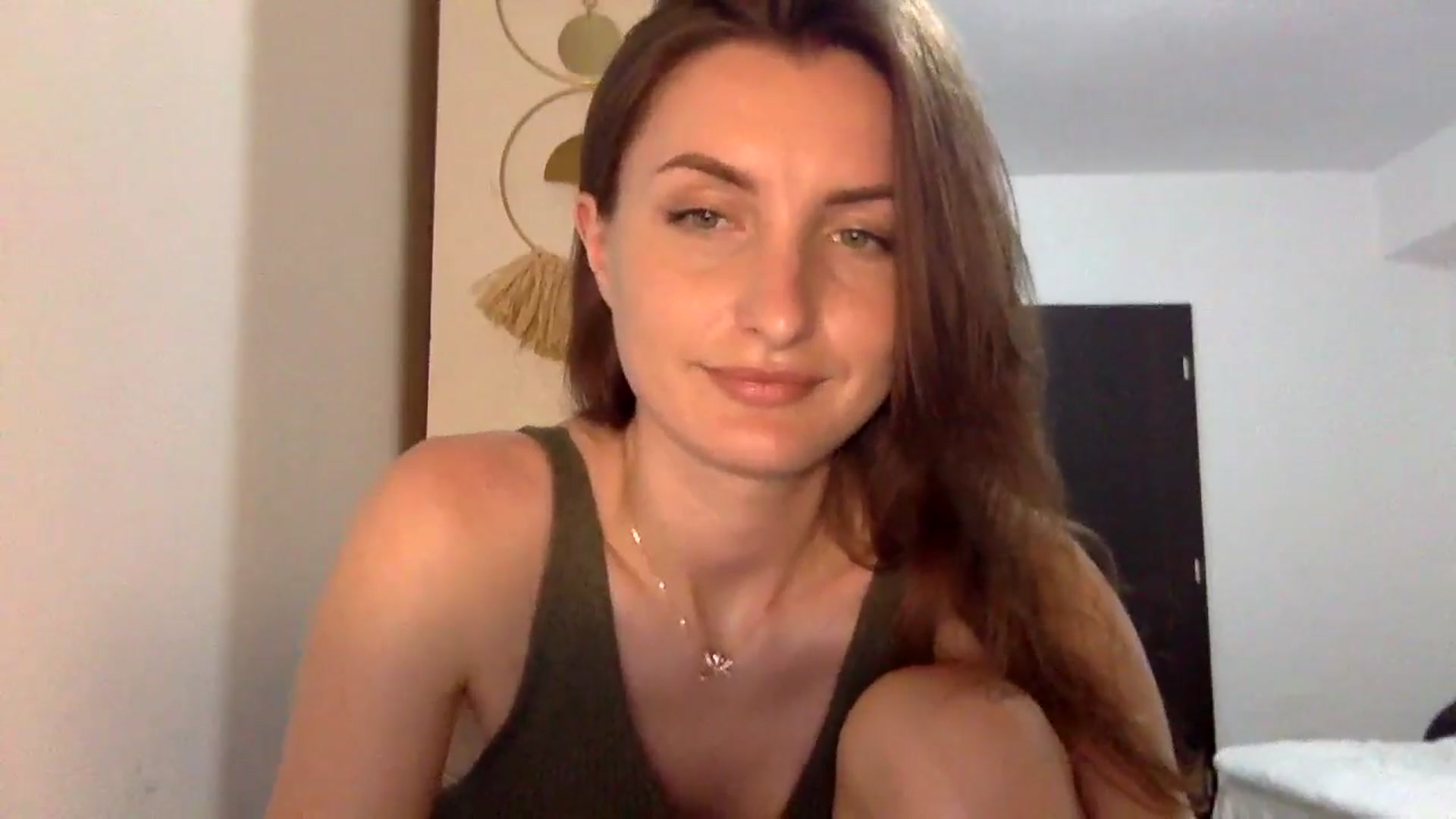 Gallery image thumbnail from EmilyNParis's myfreecams stream on, 06/10/2024, 21:41 image 20 of 20