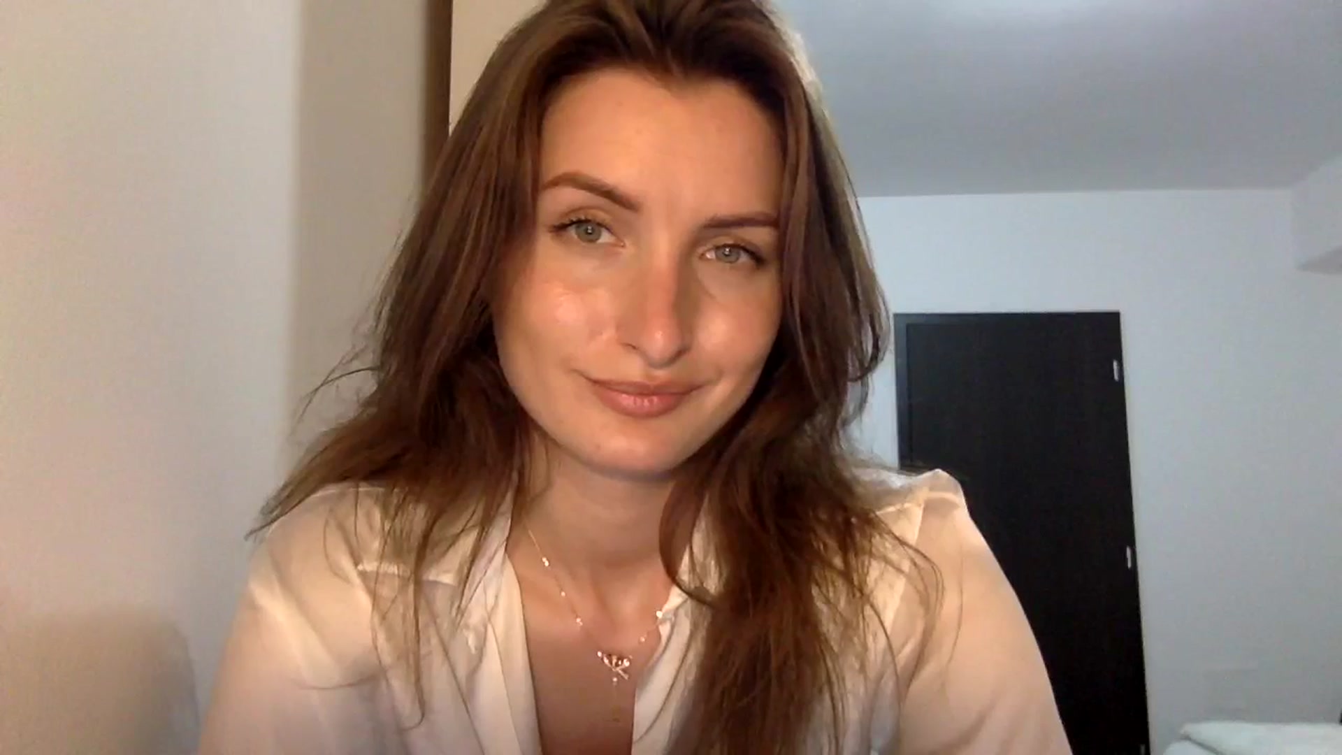 Gallery image thumbnail from EmilyNParis's myfreecams stream on, 06/15/2024, 19:48 image 16 of 20