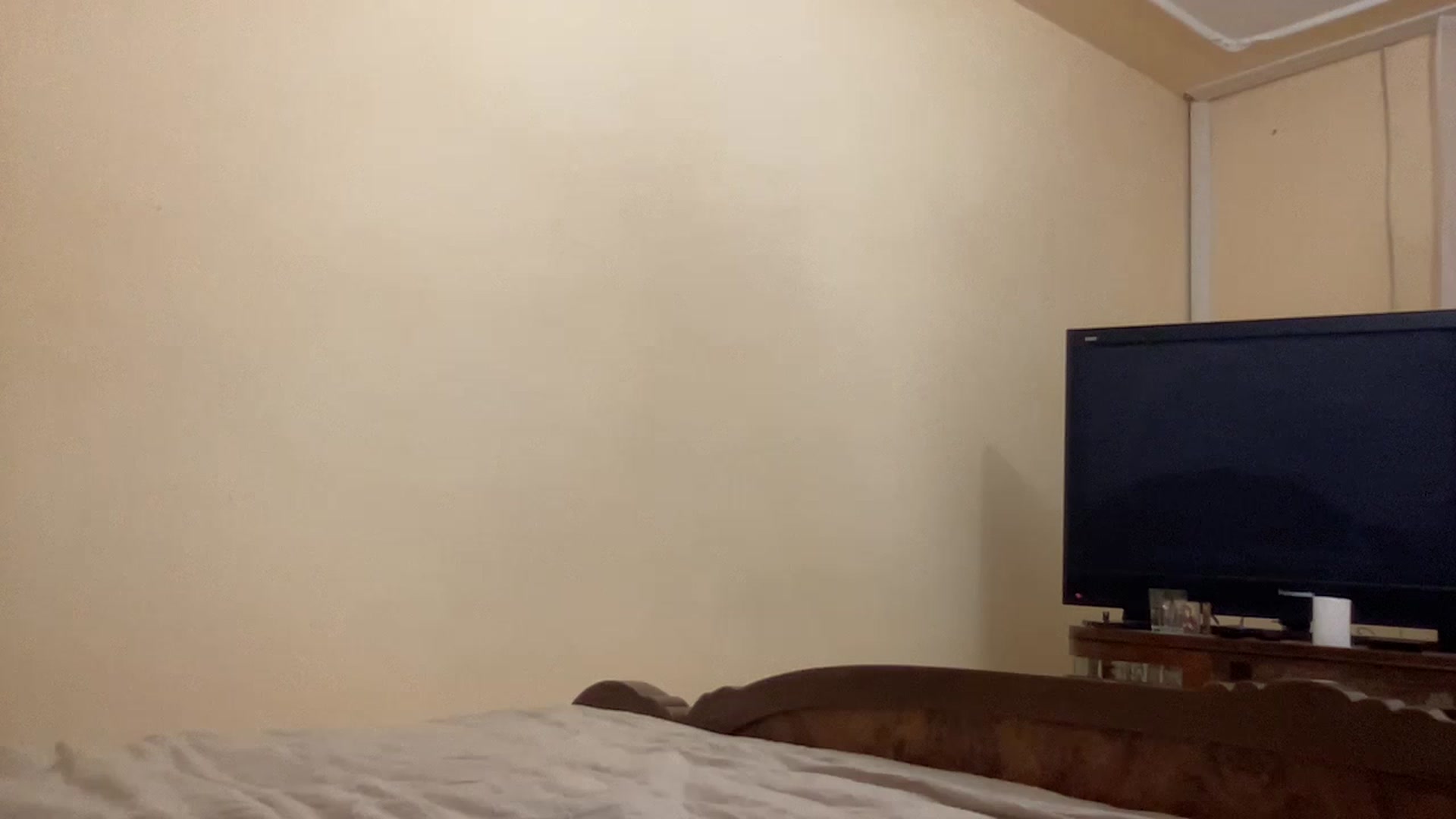 Gallery image thumbnail from EmilyPariss's myfreecams stream on, 12/25/2022, 22:35 image 3 of 20